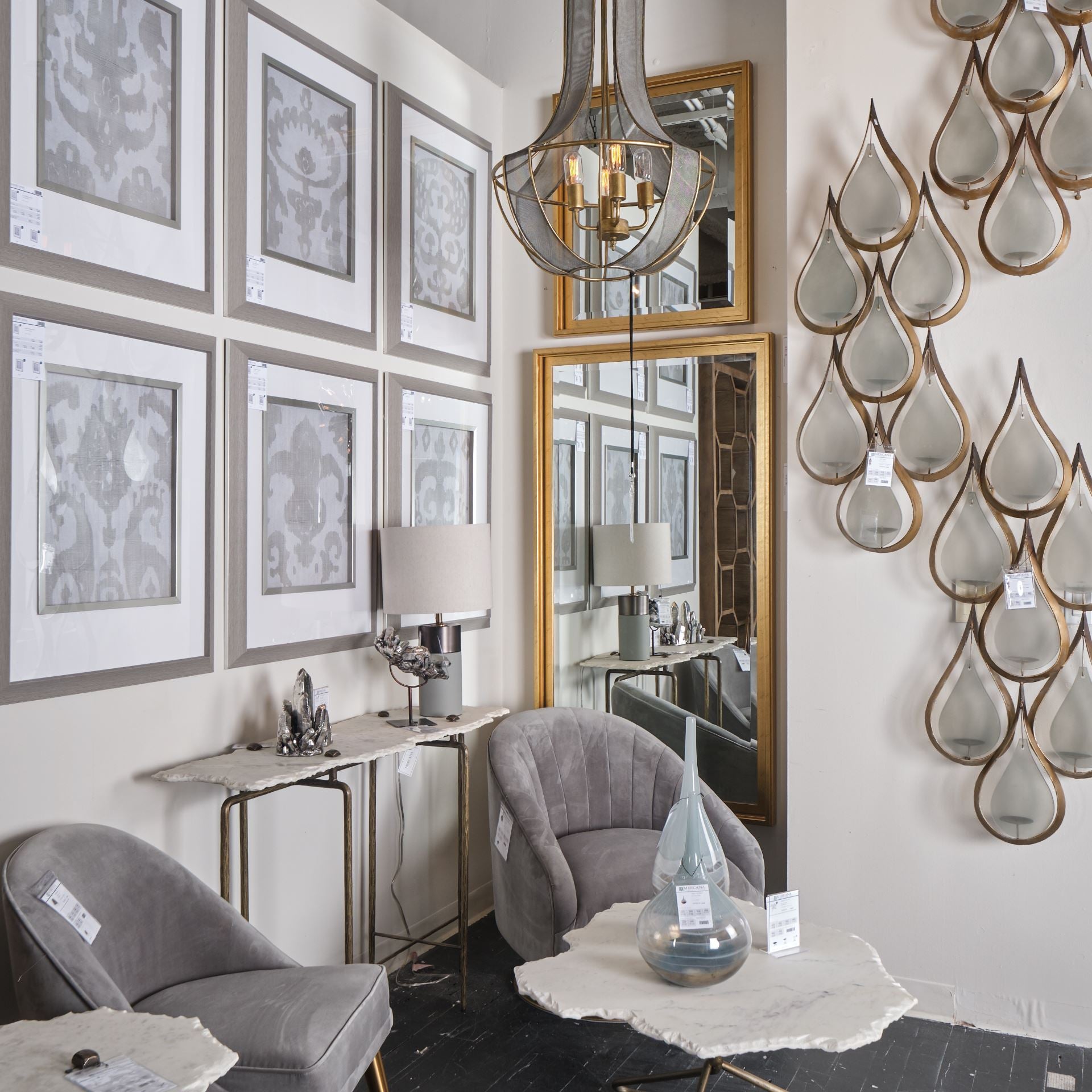Pinera Console Table