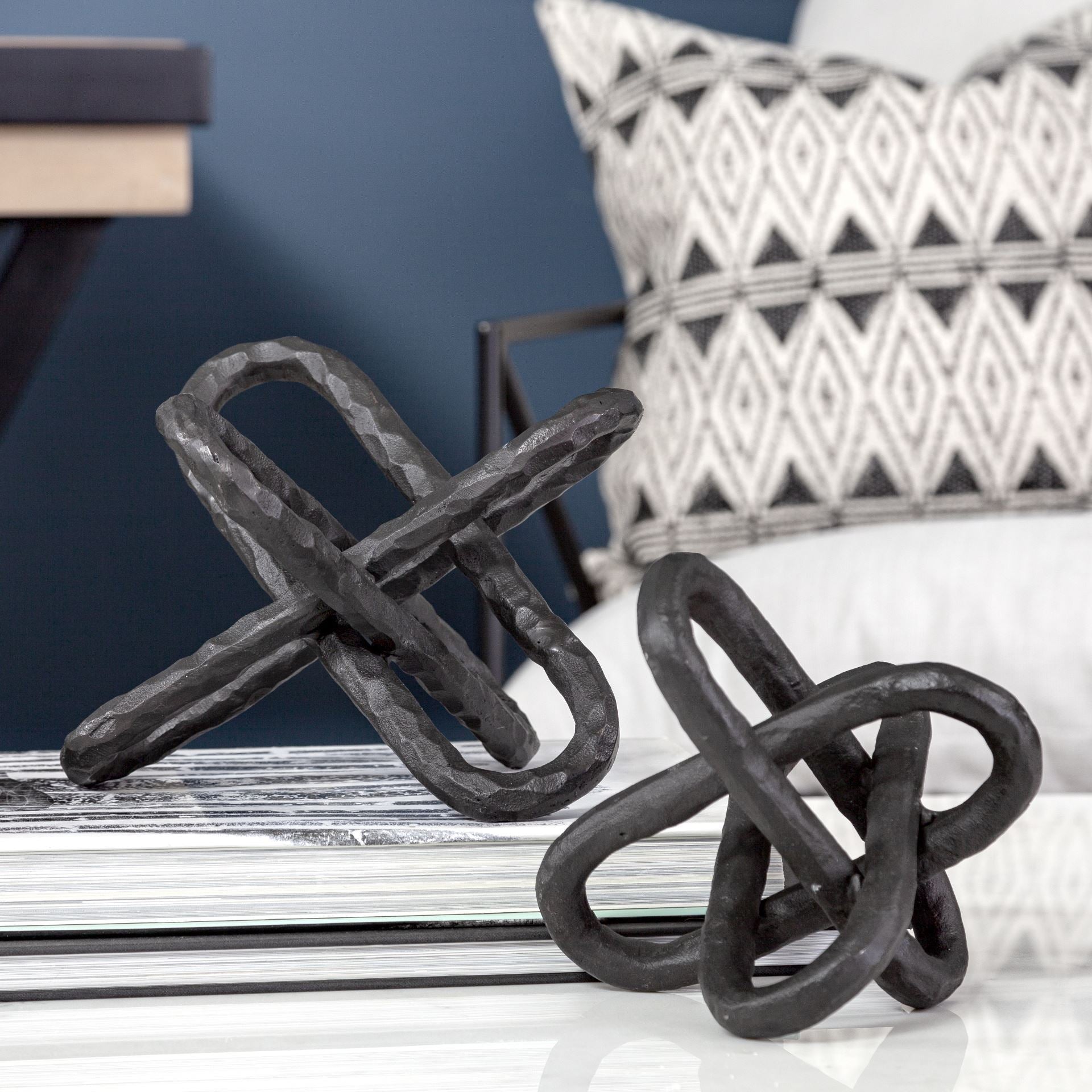 Wilhelm Black Object