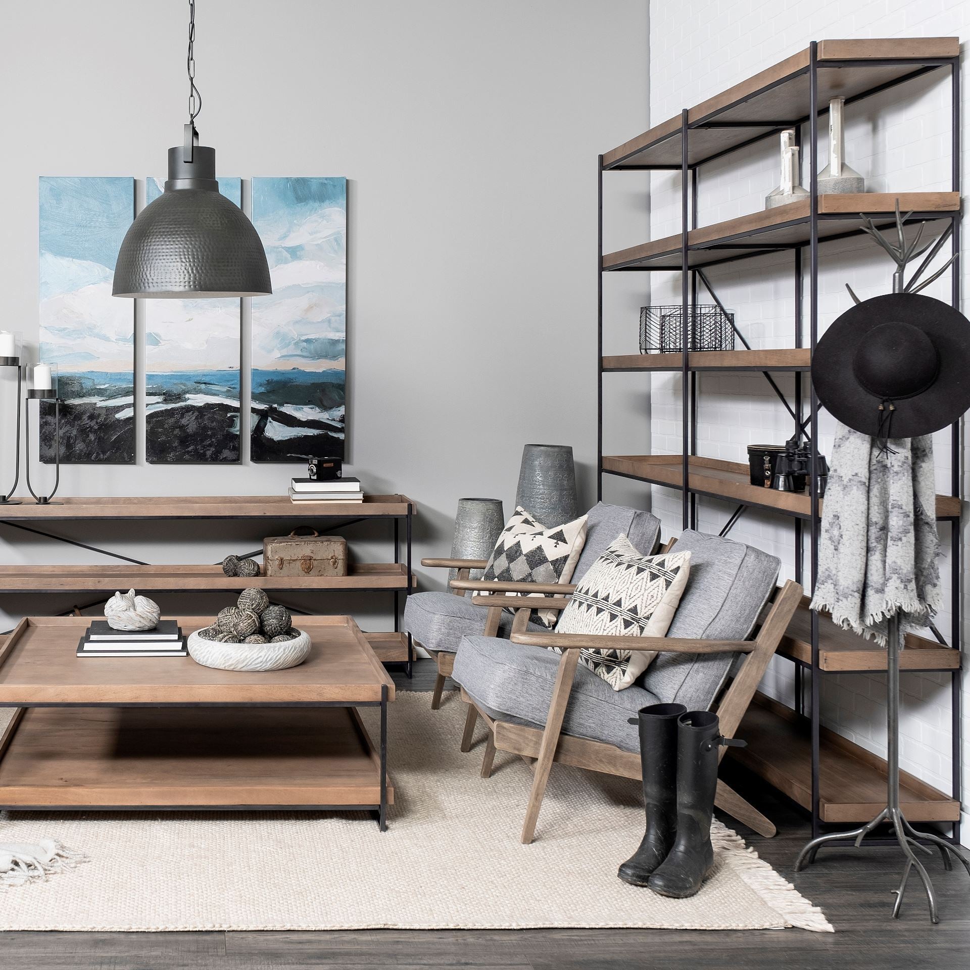 Trey Shelving Unit
