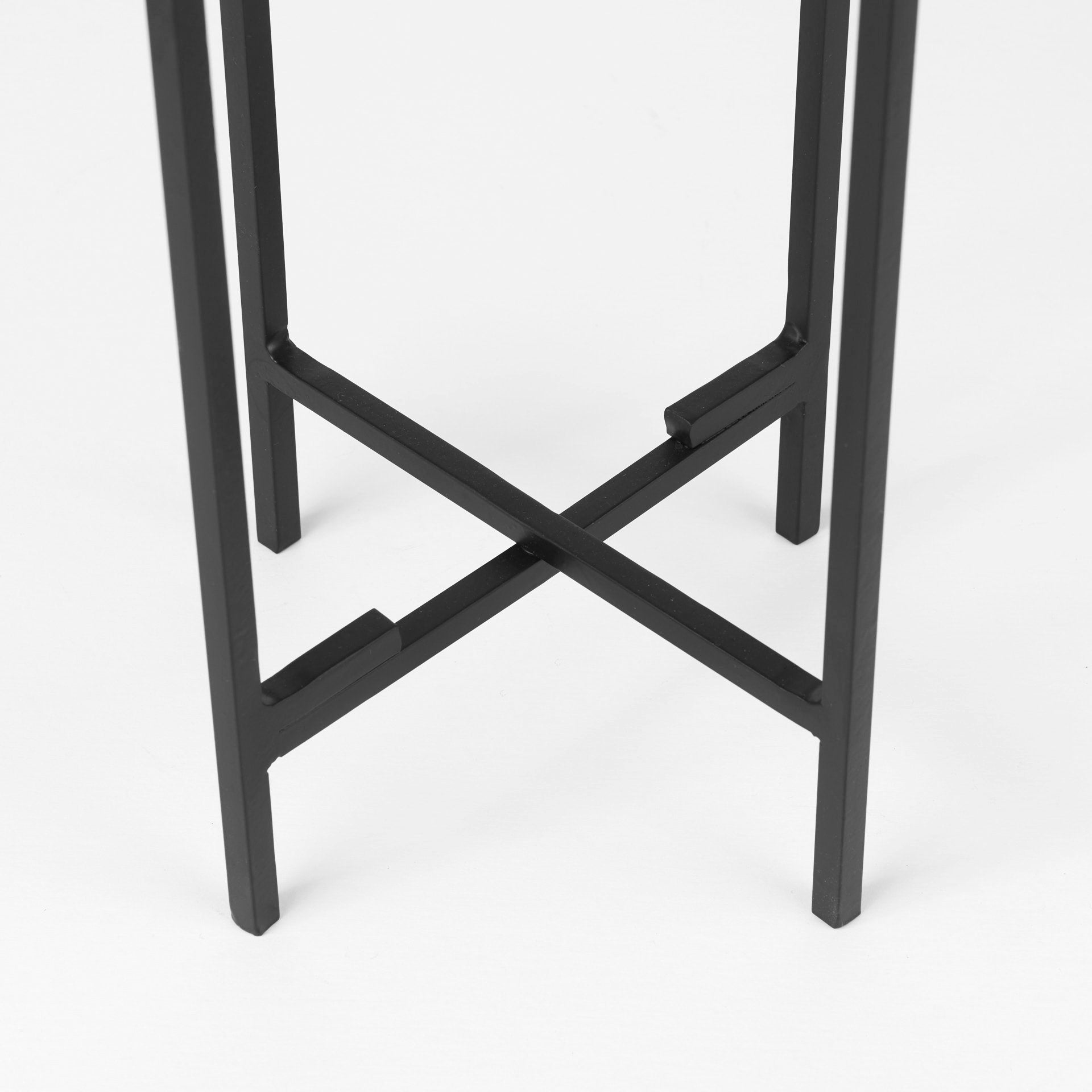 Sowerberry Plant Stand