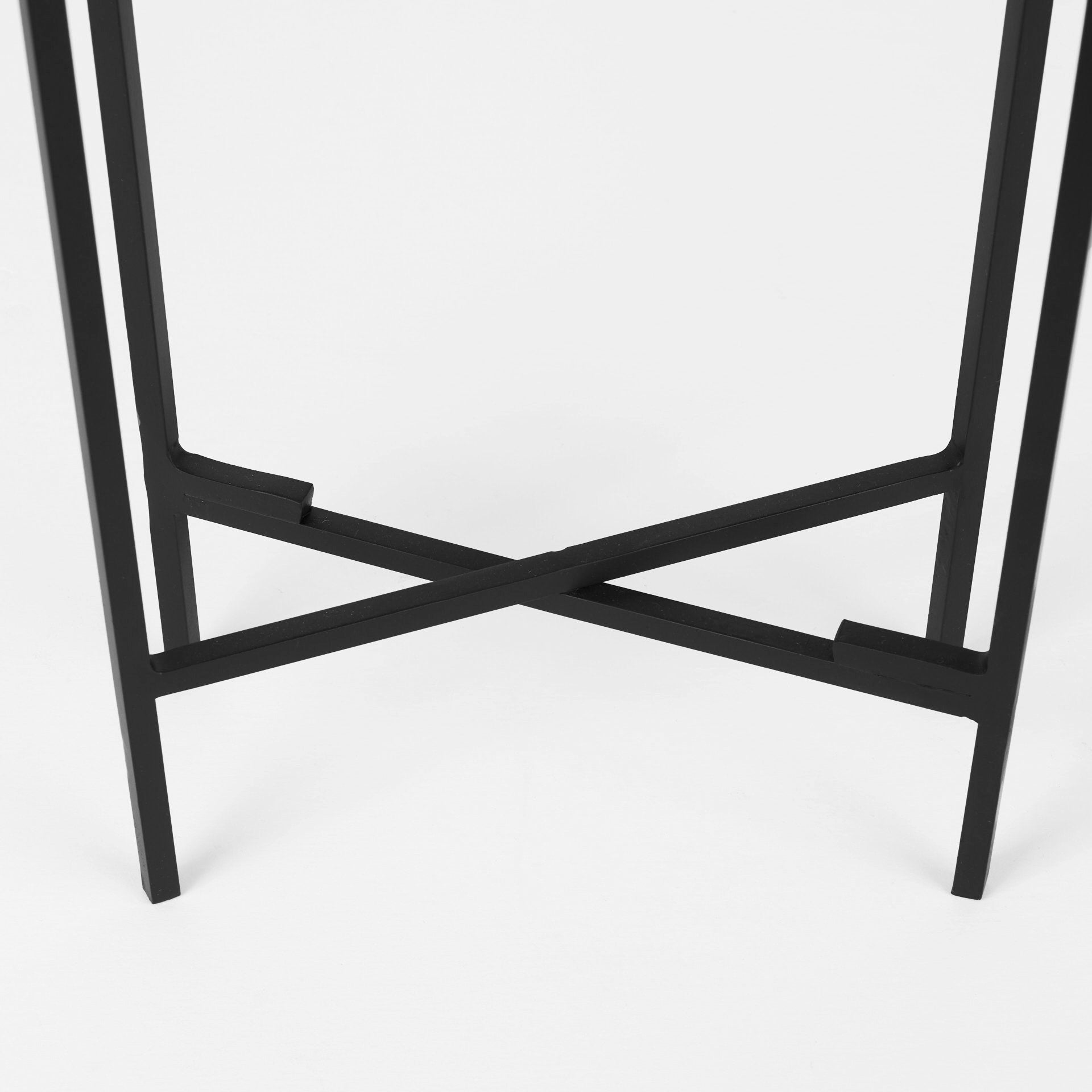 Sowerberry Plant Stand