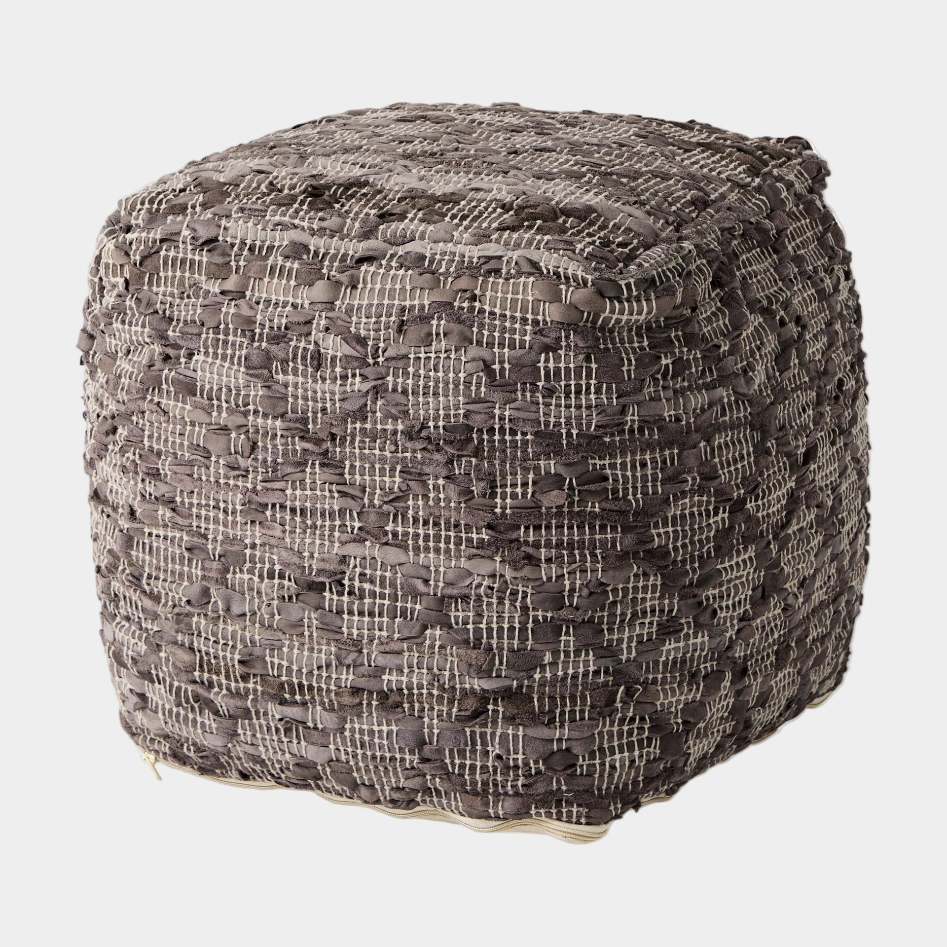 Falguni Pouf