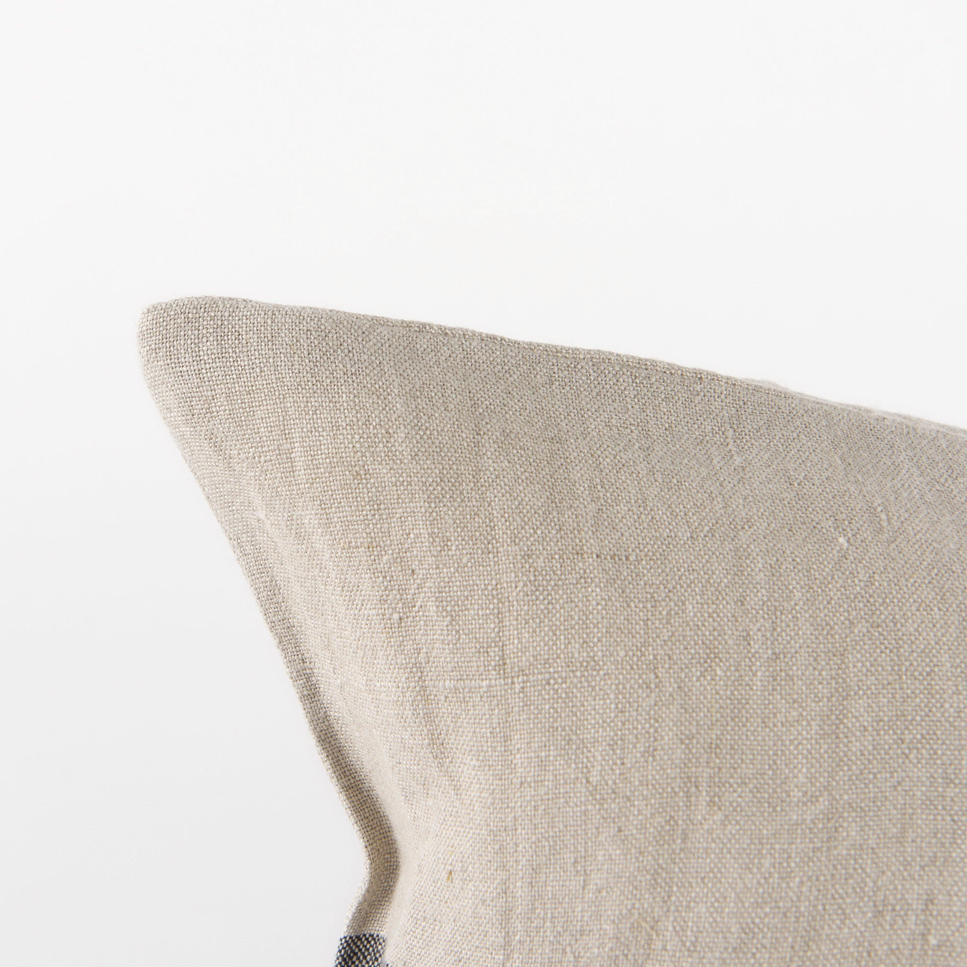 Raquel Lumbar Pillow
