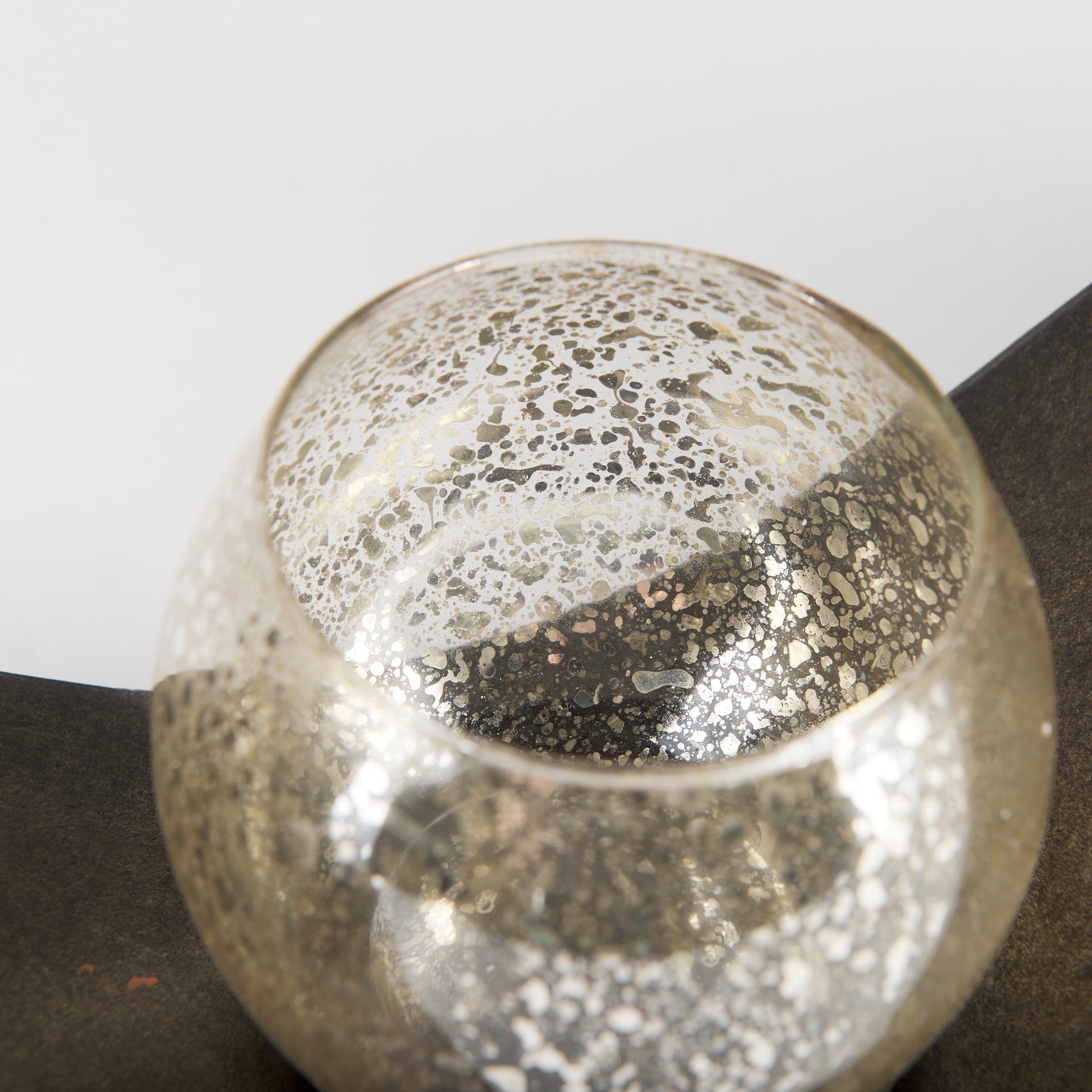 Lux Candle Holder