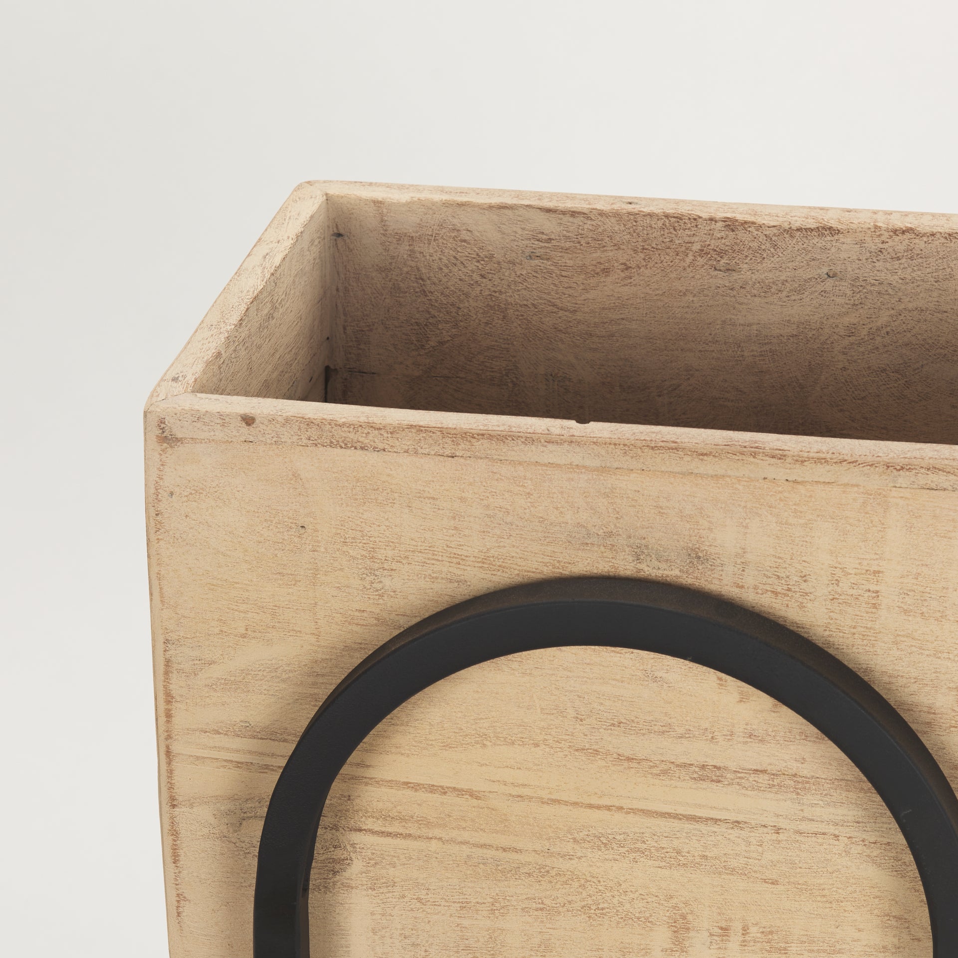 Jadine Planters Set of 2