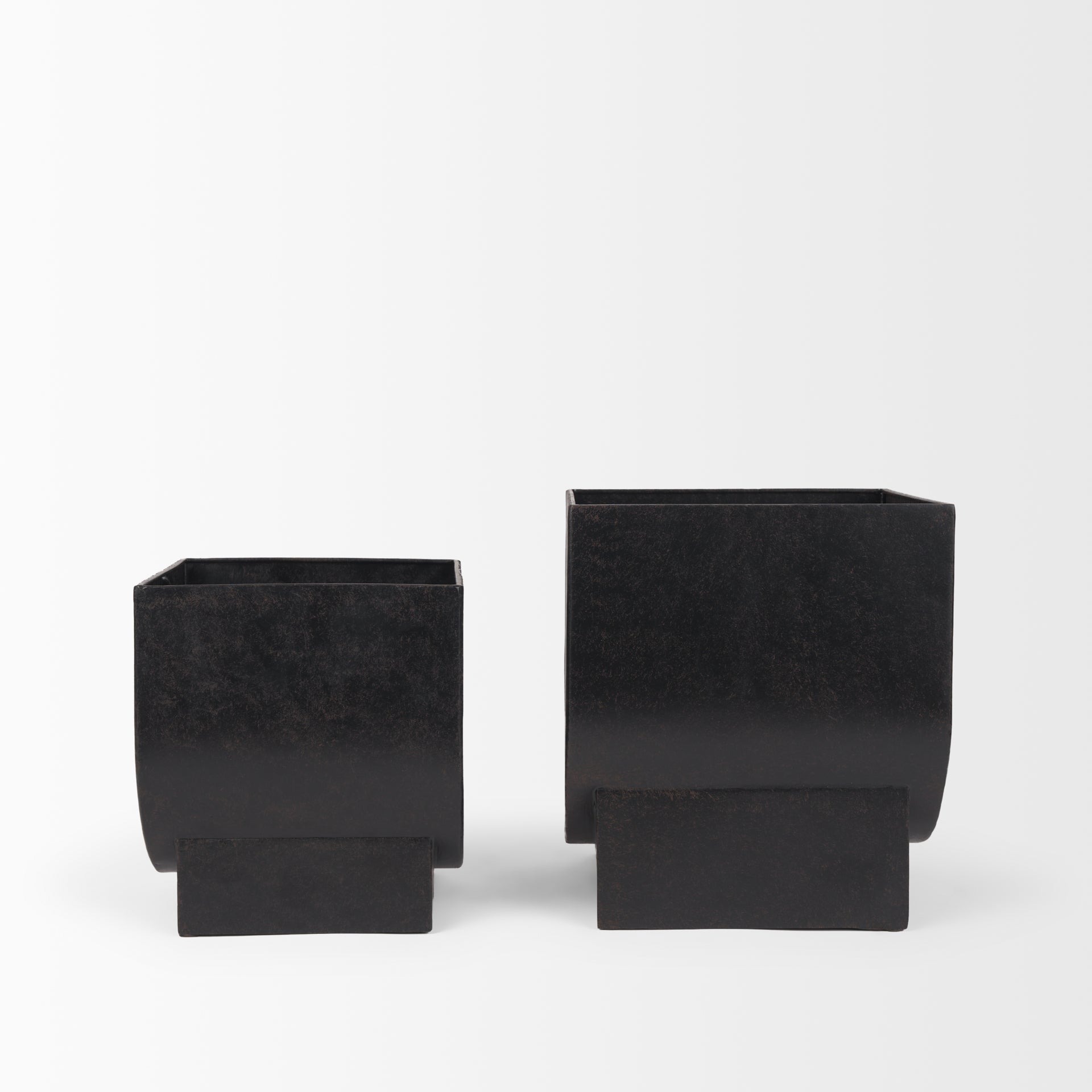 Medina Planters Set of 2