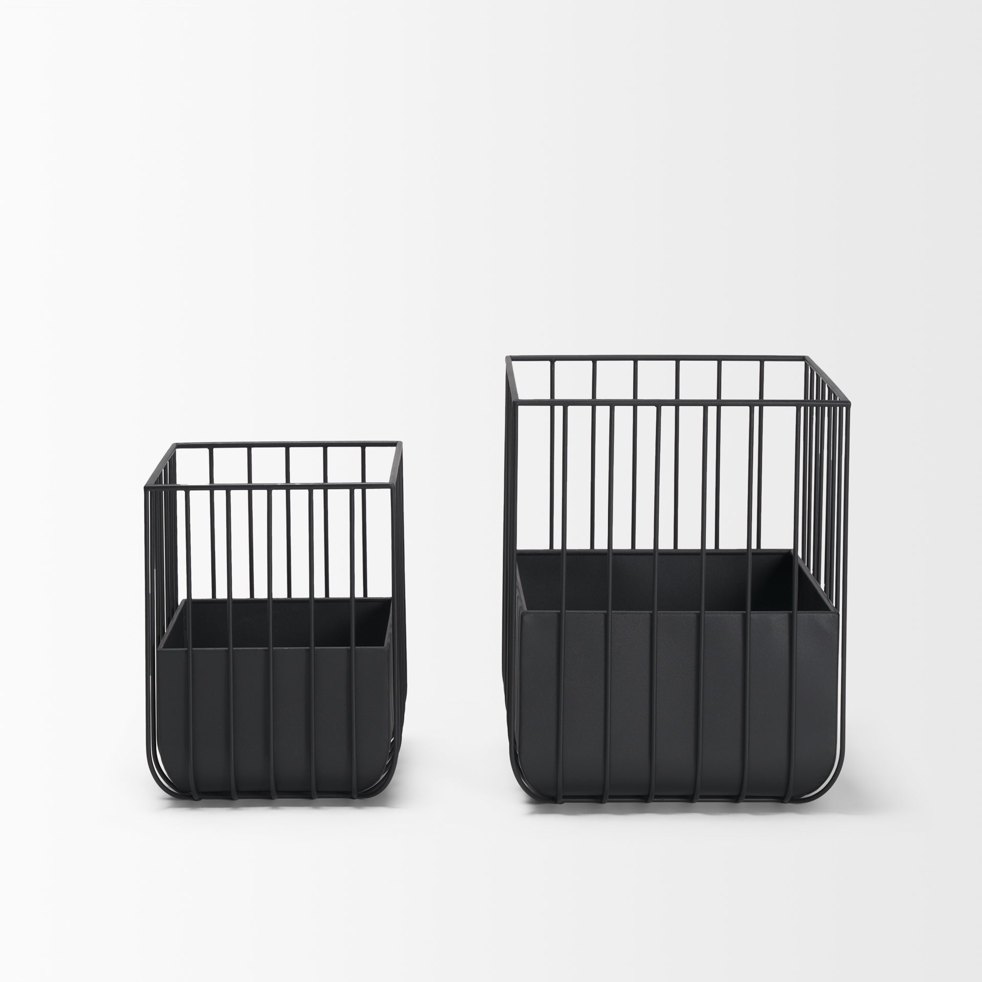 Verna Planters Set of 2