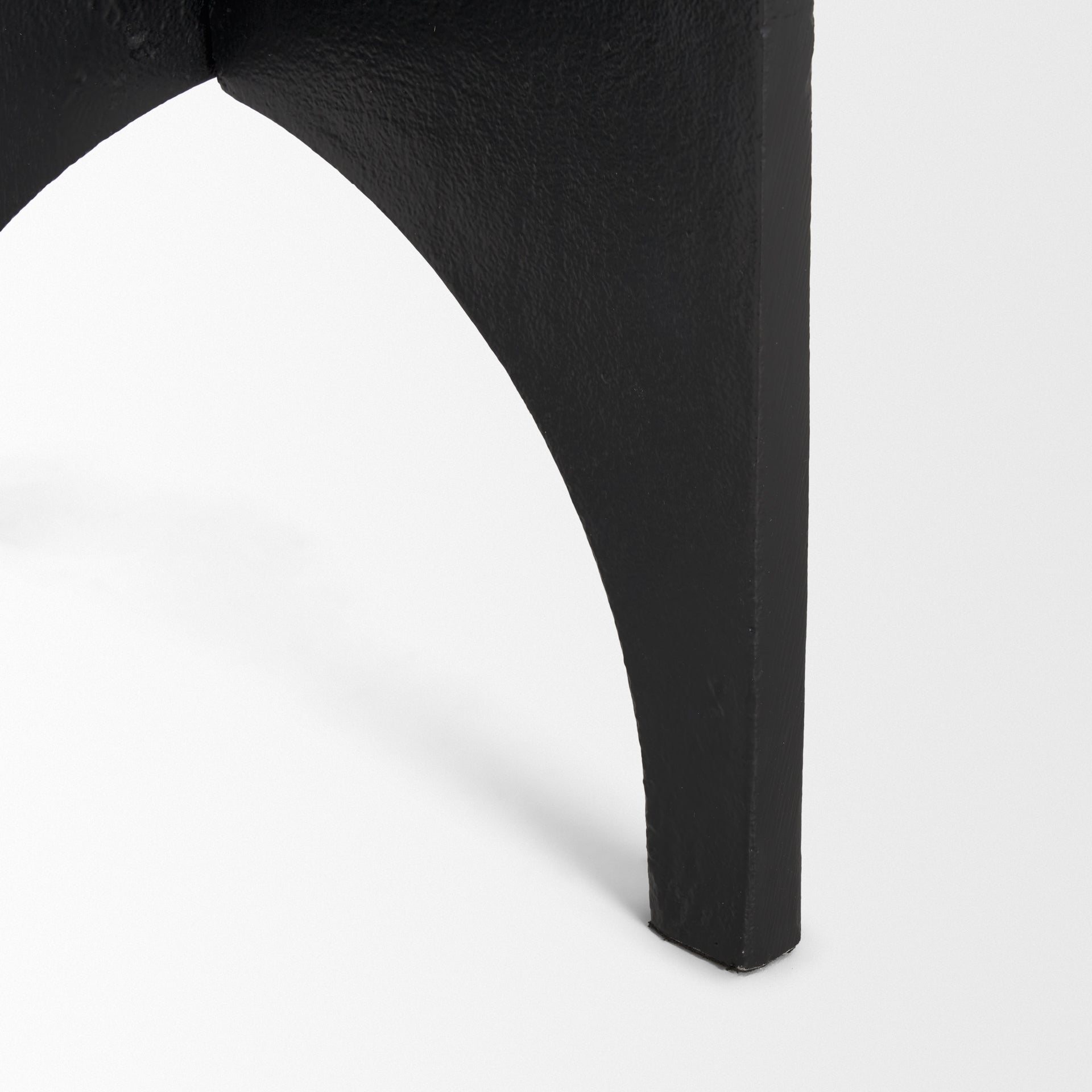 Sobi Accent Table
