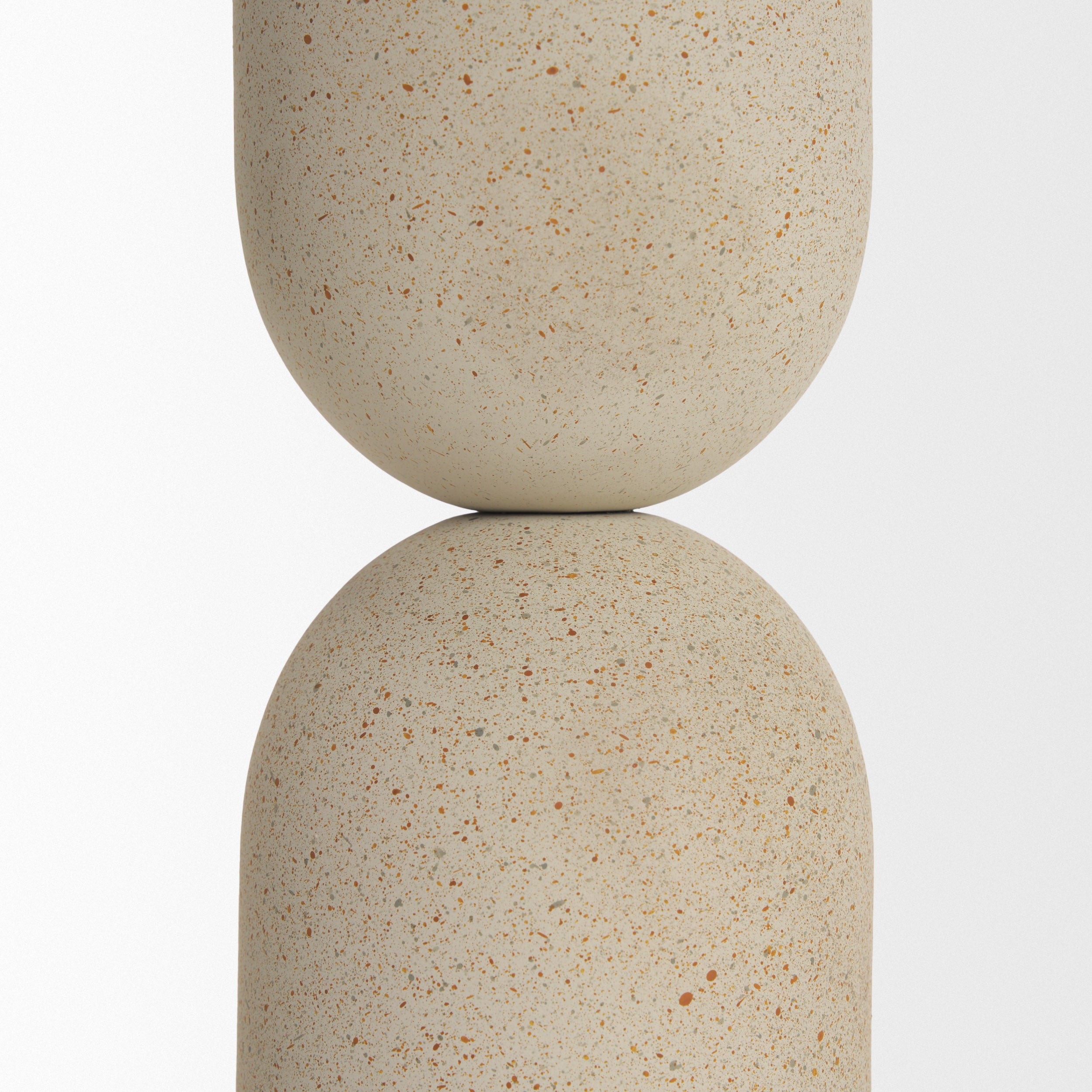 Qamra Gold Candle Holder