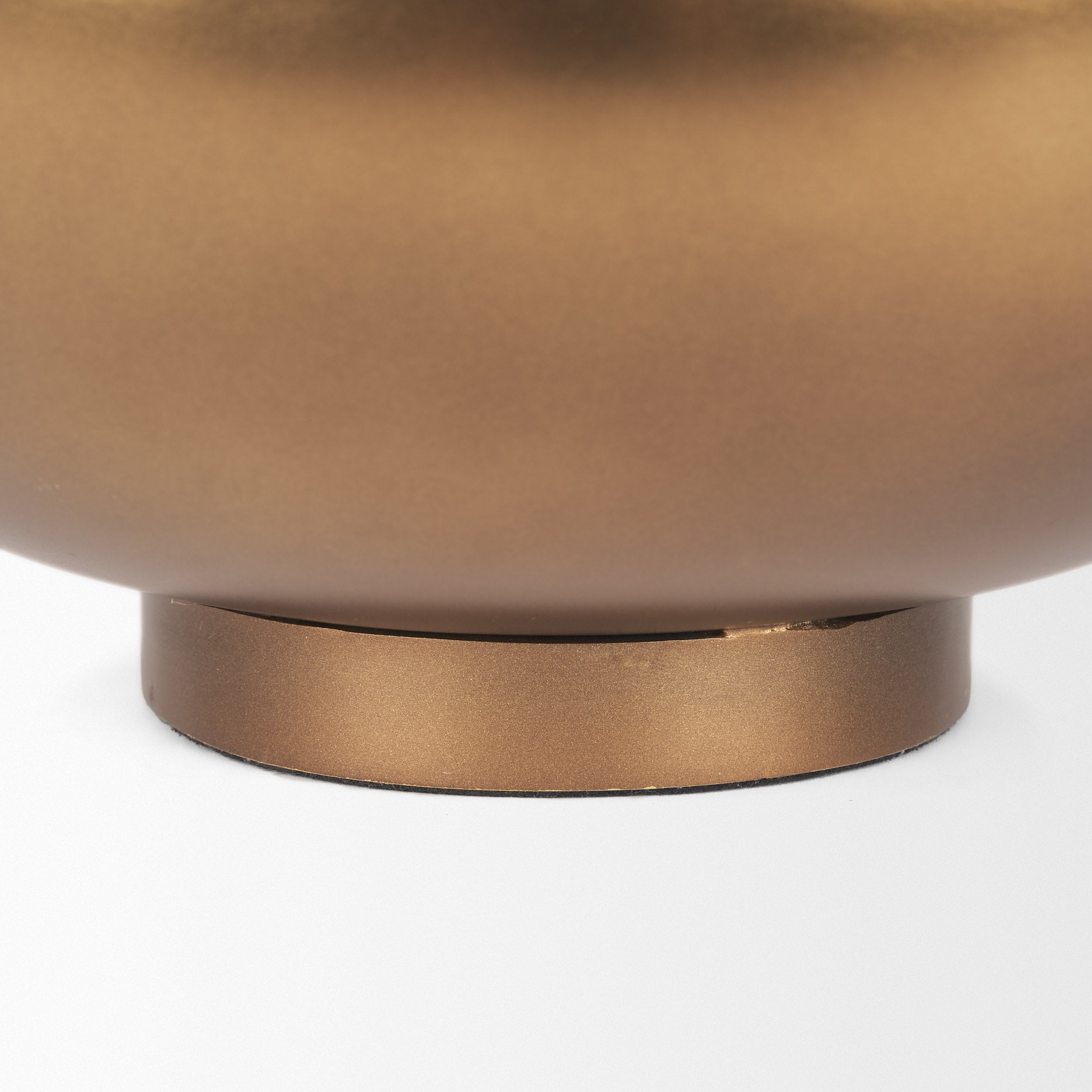 Quiana Decorative Vase