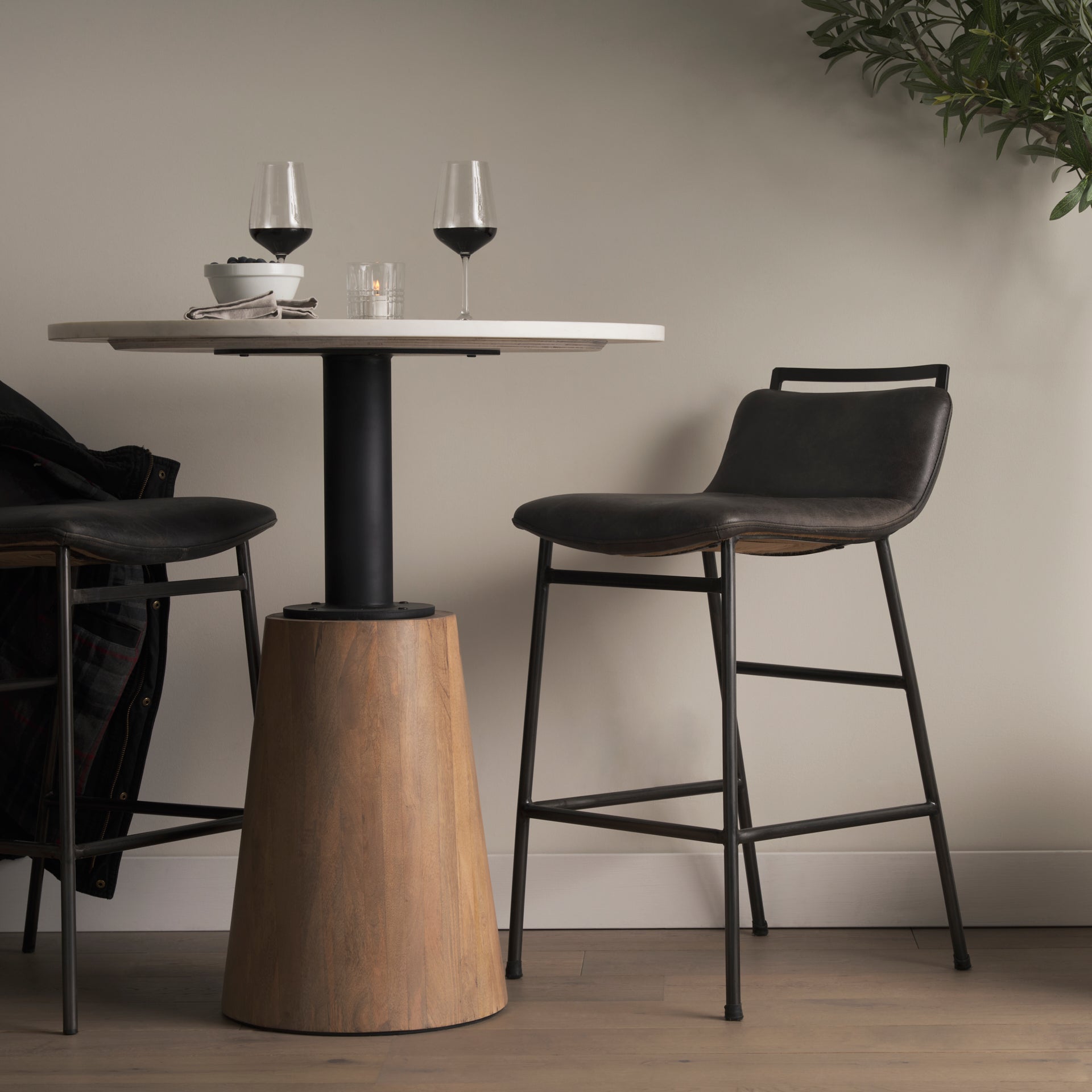 Maxwell 32" Marble Bistro Table