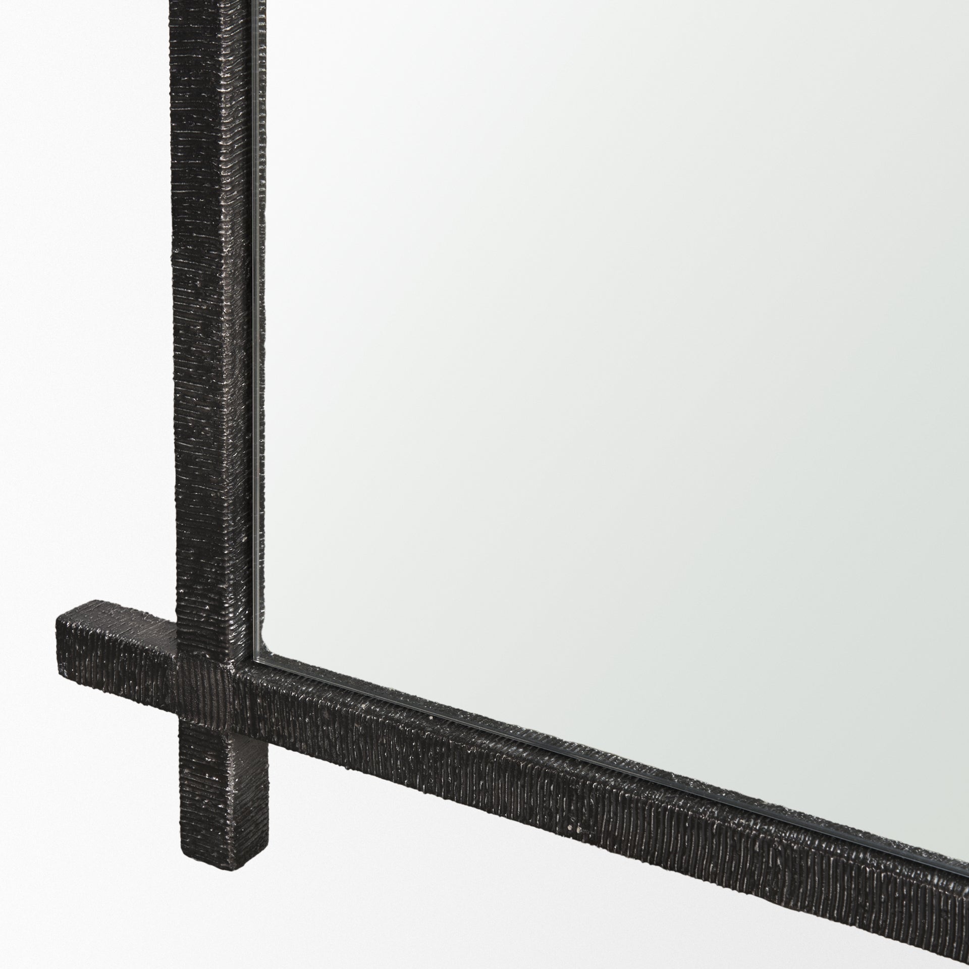 Tori Mirror