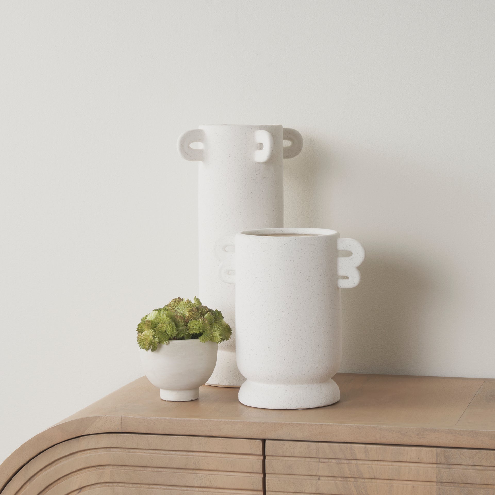 Dylan Vase
