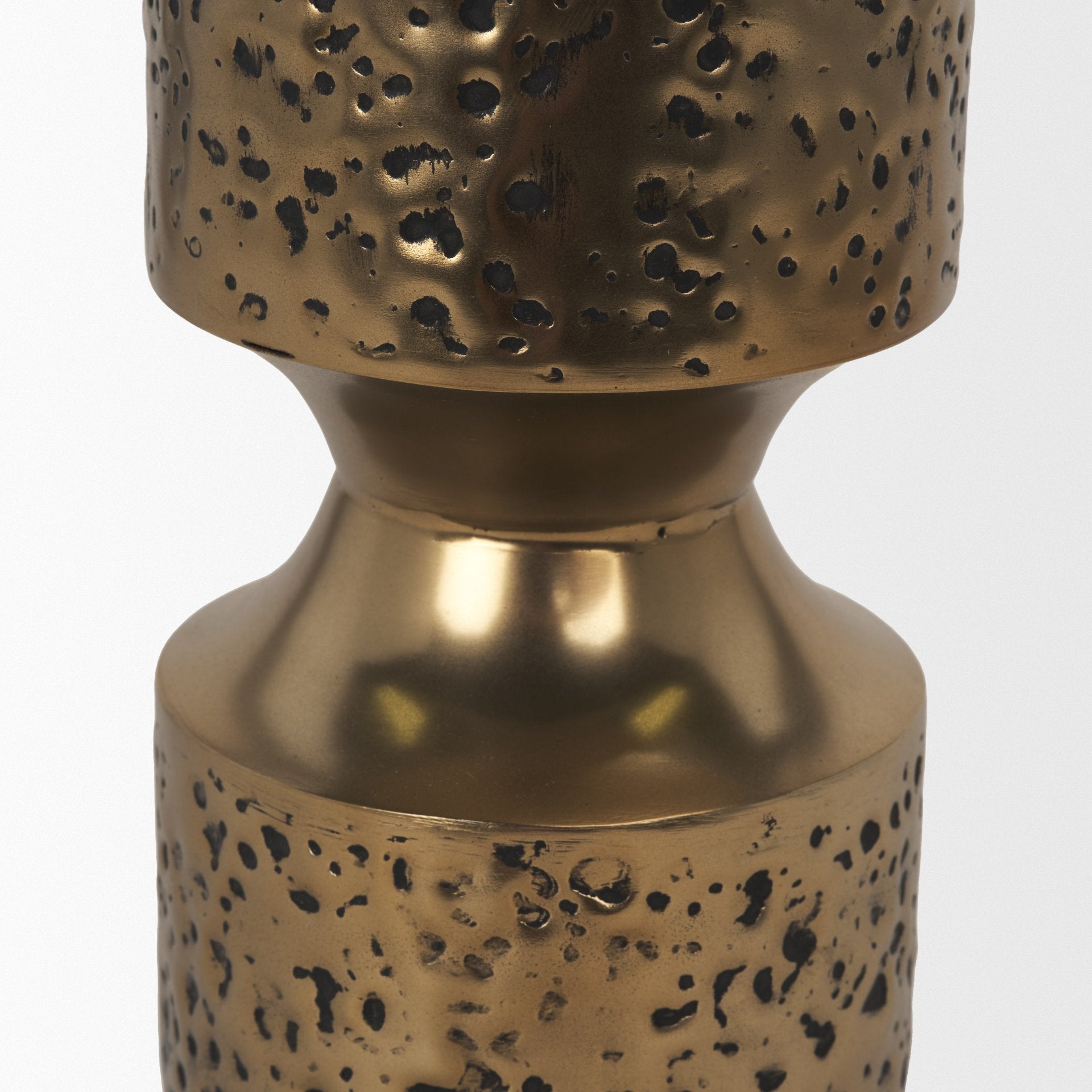 Akira Gold Candle Holder