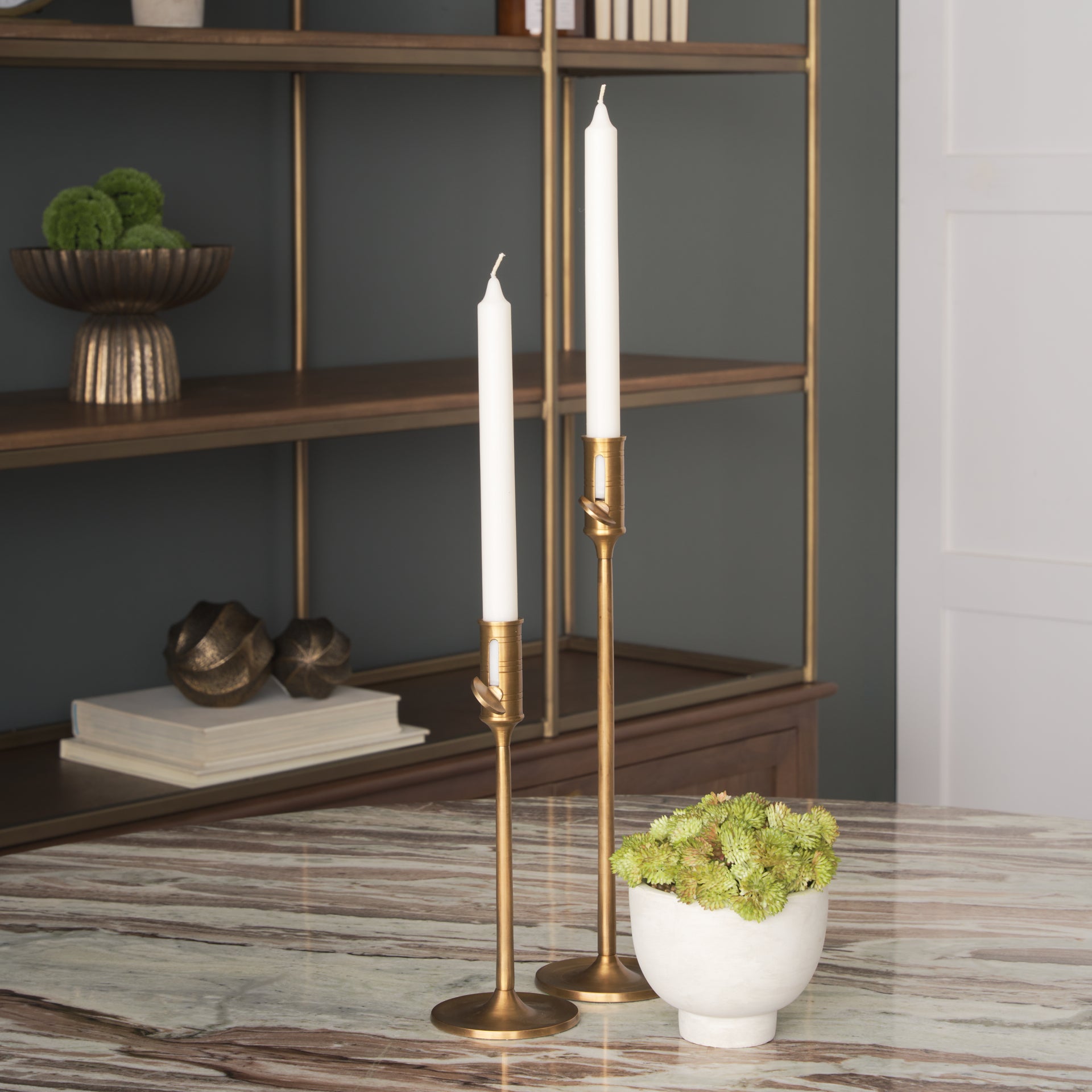 Chantria Candle Holder