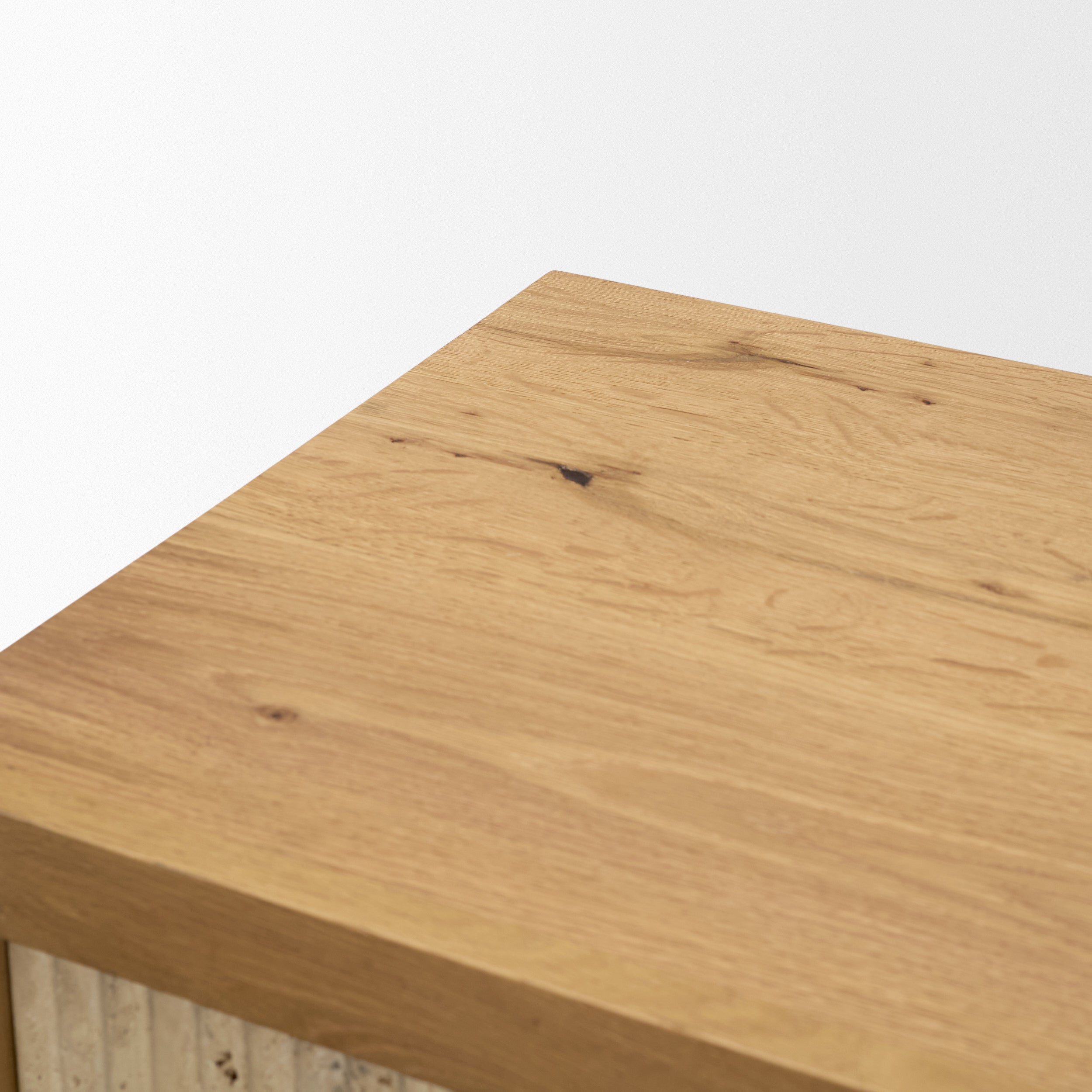 Travona Dresser
