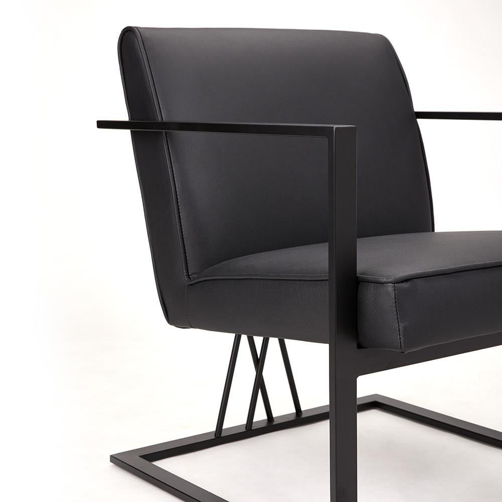 Fauteuil d'appoint Fairmont noir en similicuir noir