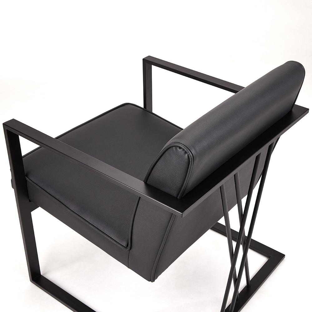 Fauteuil d'appoint Fairmont noir en similicuir noir