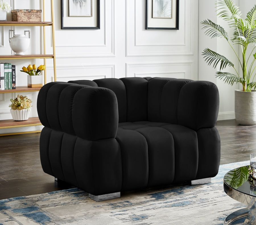 Gwen Velvet Upholstered Chair