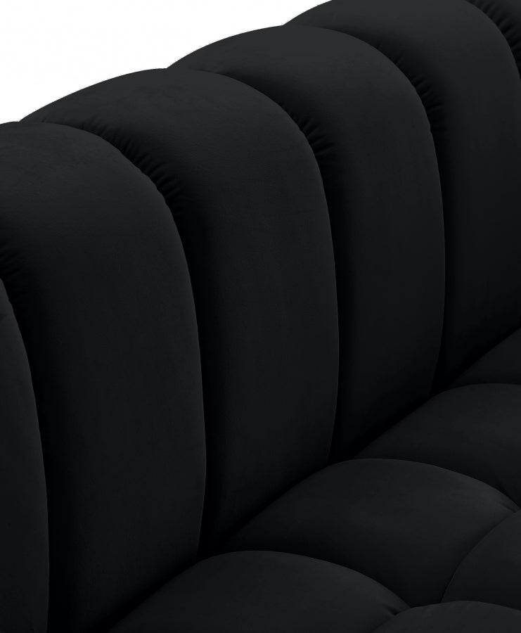 Gwen Velvet Upholstered Chair
