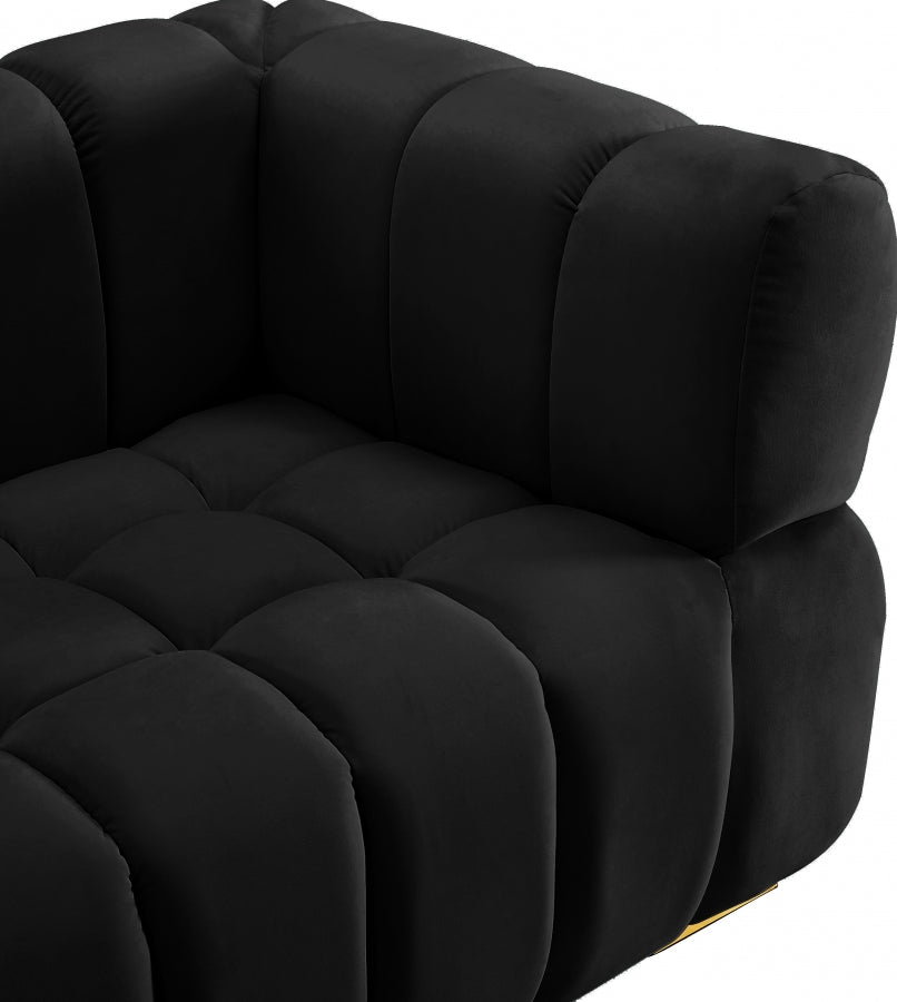 Gwen Velvet Upholstered Chair