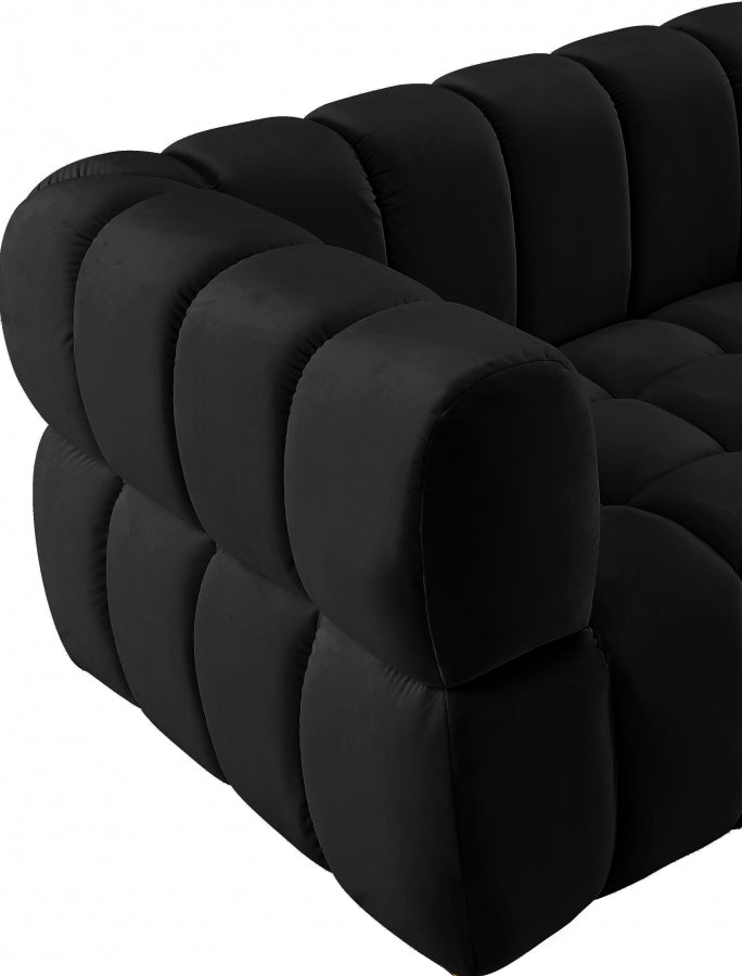 Gwen Velvet Upholstered Chair