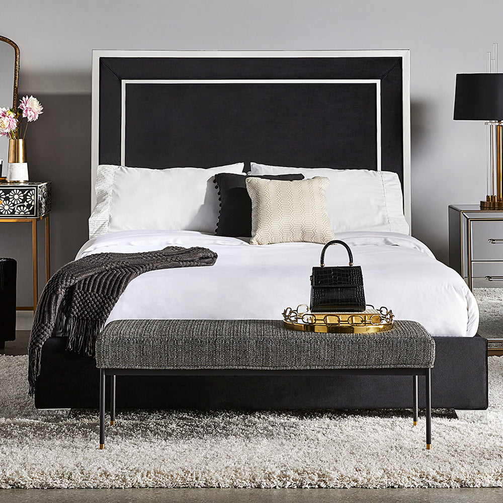 Alton Bed: Black