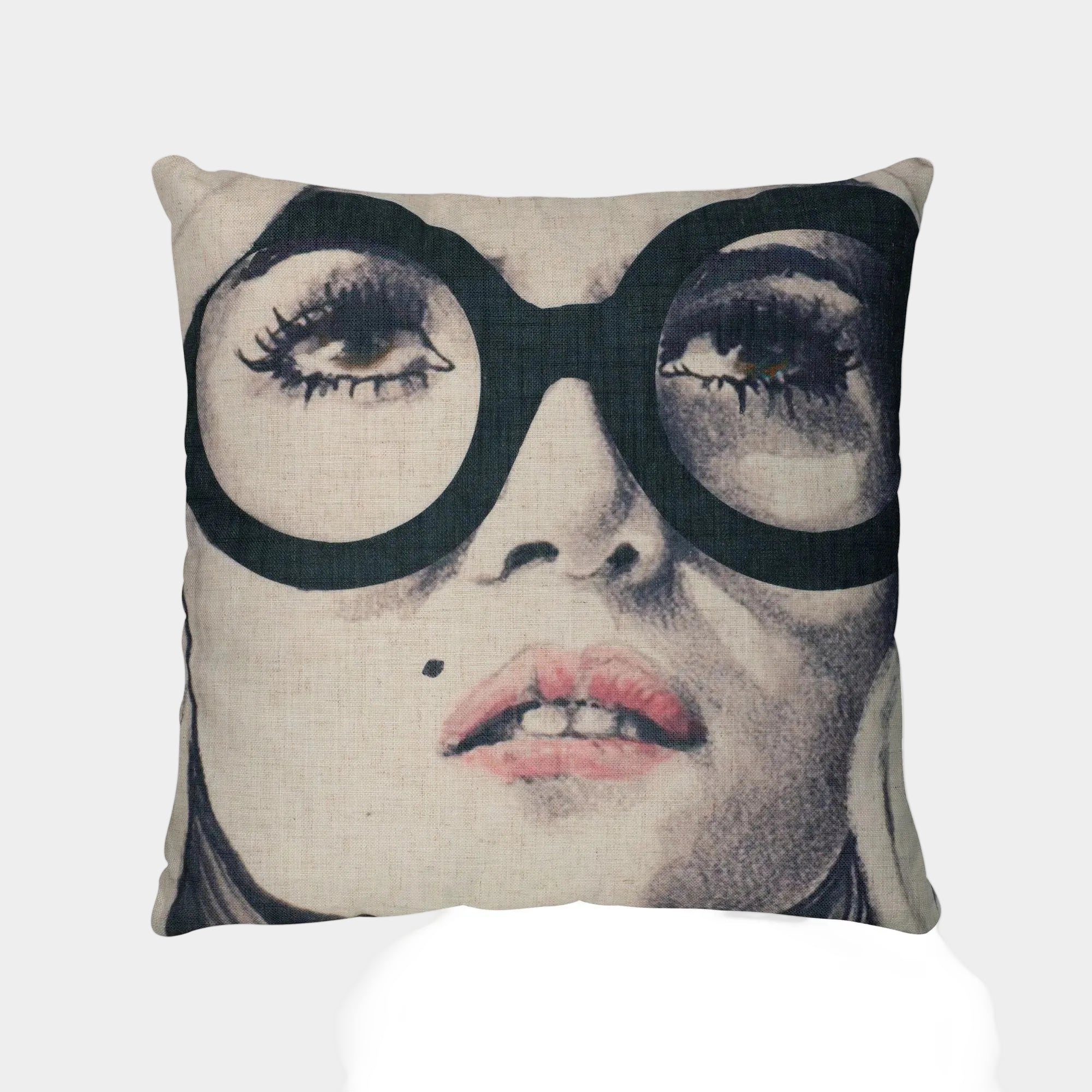Madelia Pillow