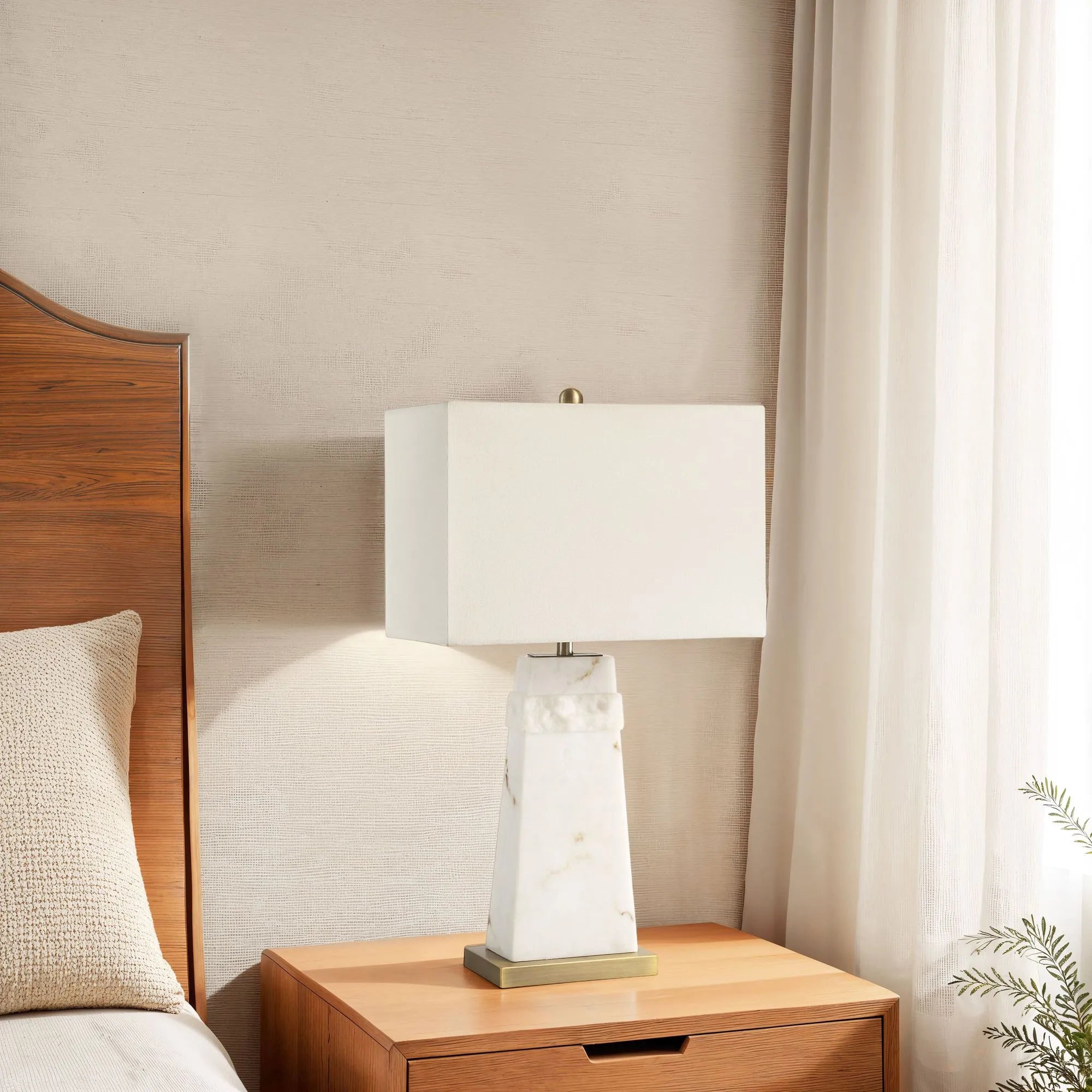 Nisrine Table Lamp