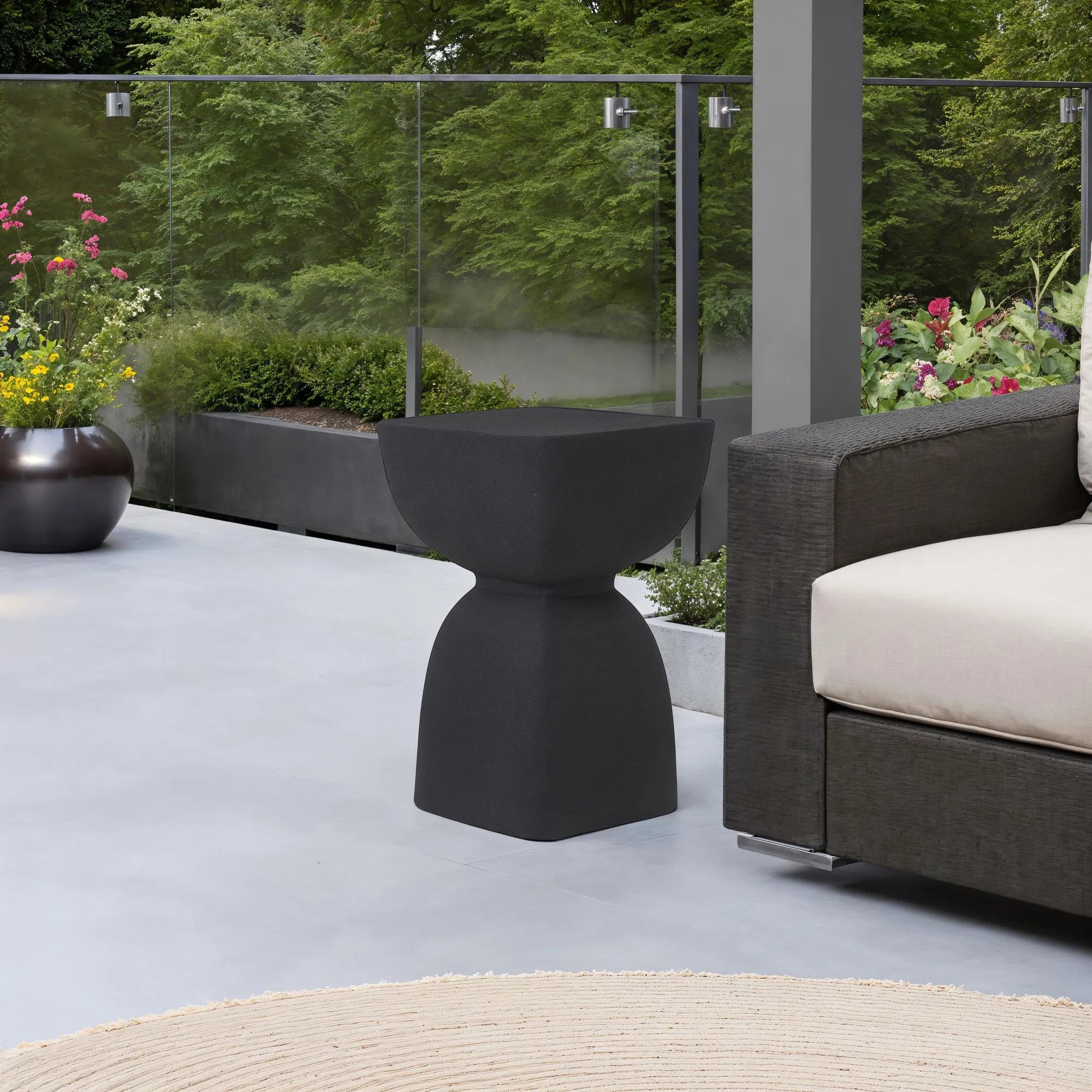 Frans Outdoor Side Table