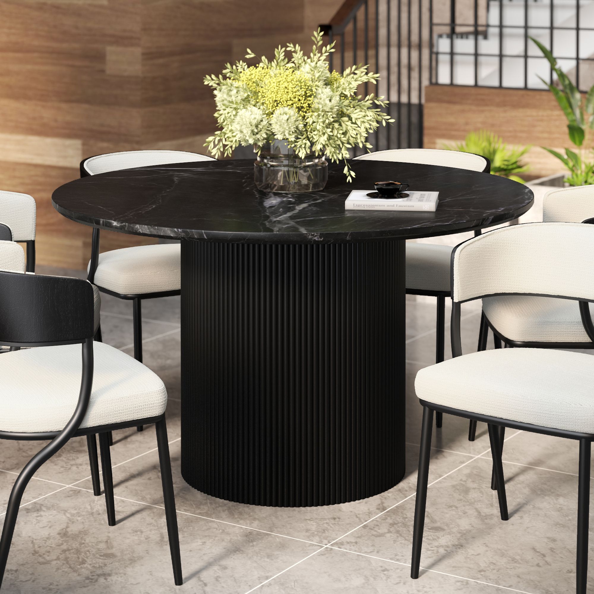 Jilsa Round Table in Black