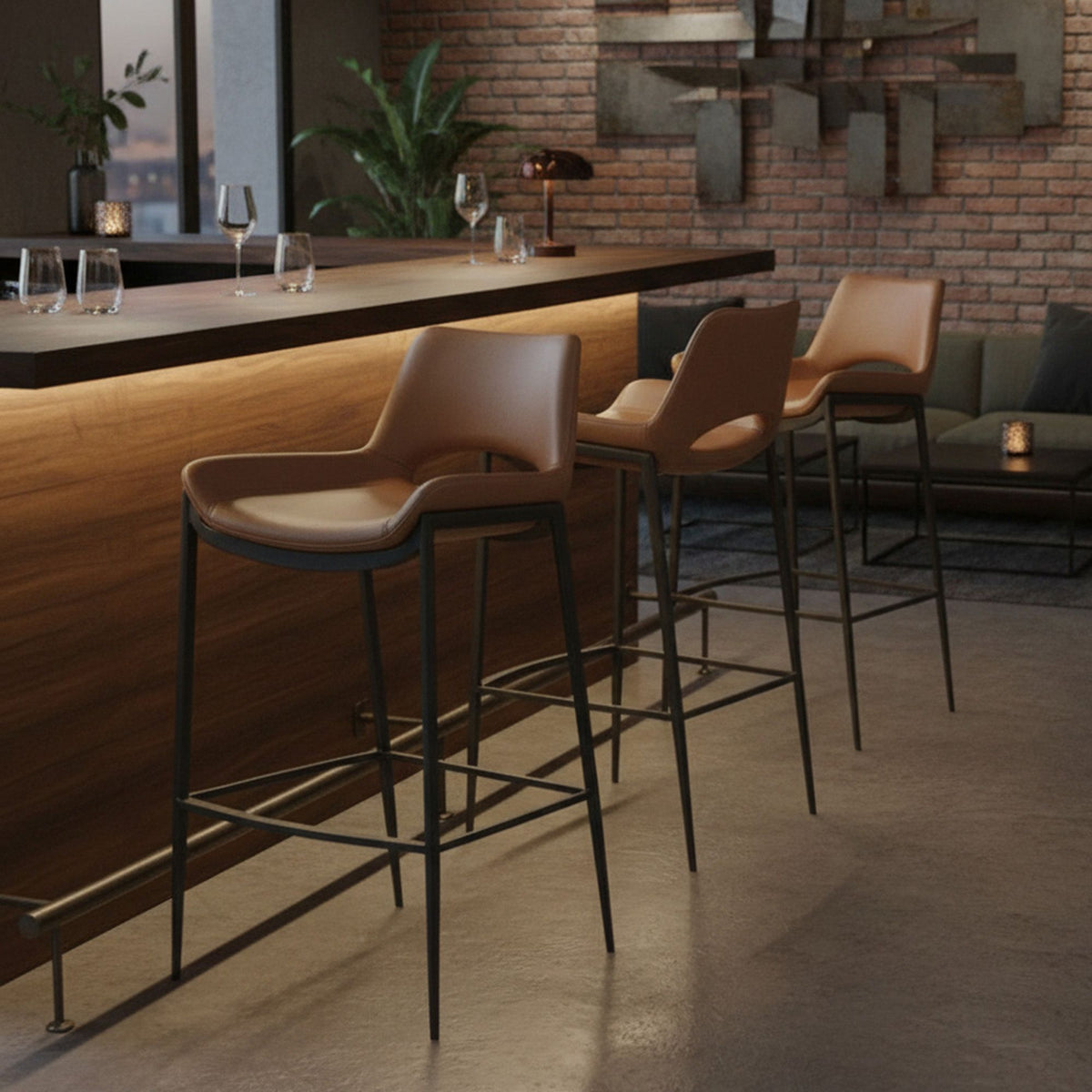 Icona Saddle Top Bar Stool