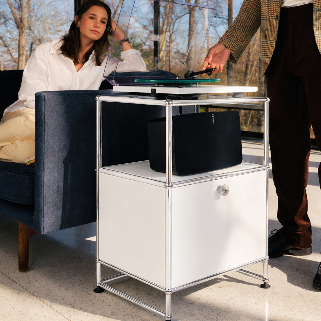 USM X Symbol Record Stand