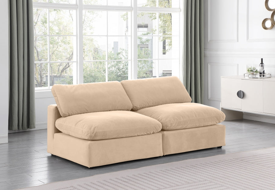 Canapé confortable en velours