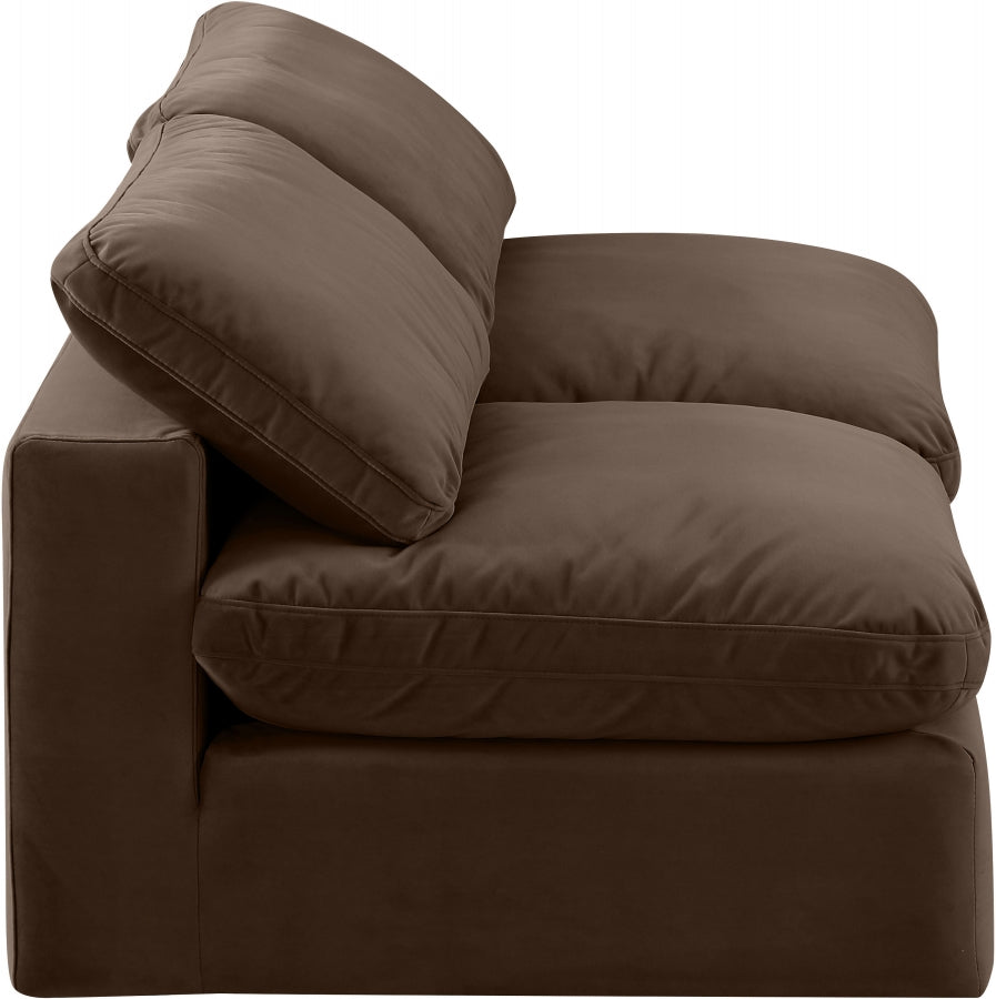 Canapé confortable en velours