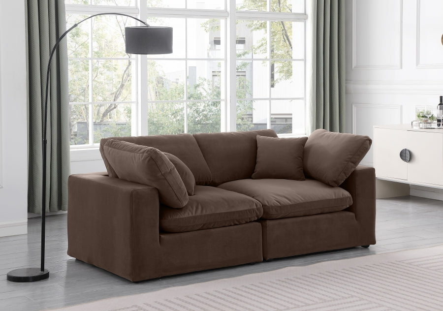 Canapé confortable en velours