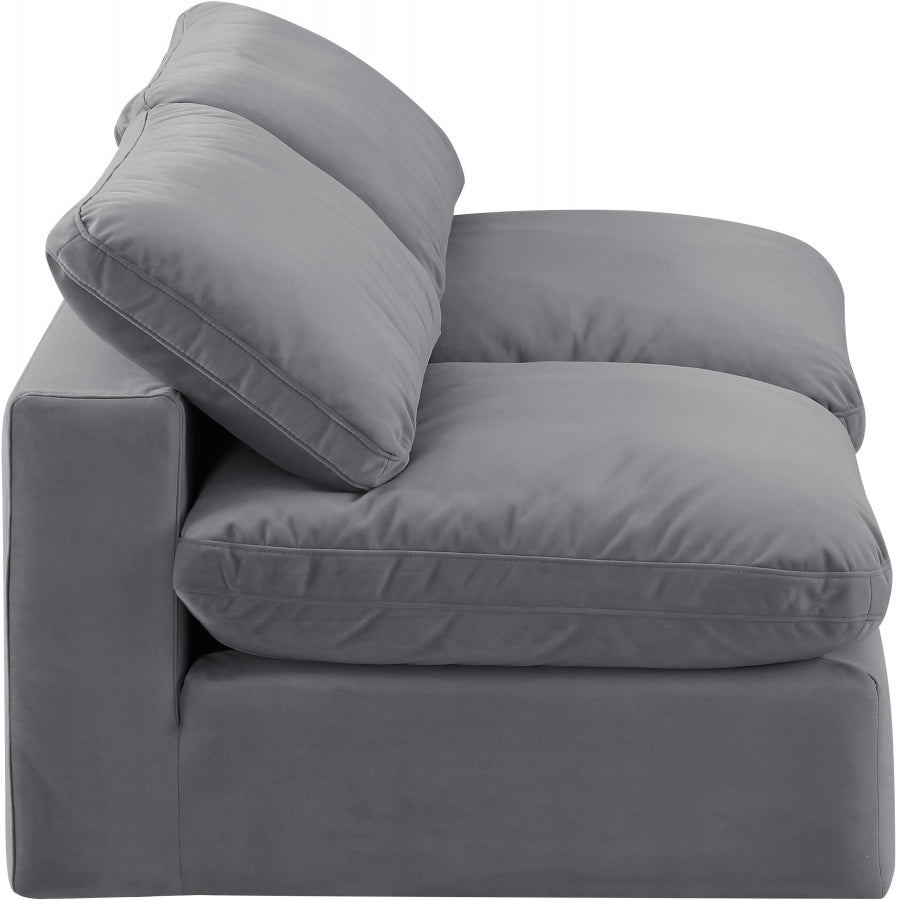 Canapé confortable en velours