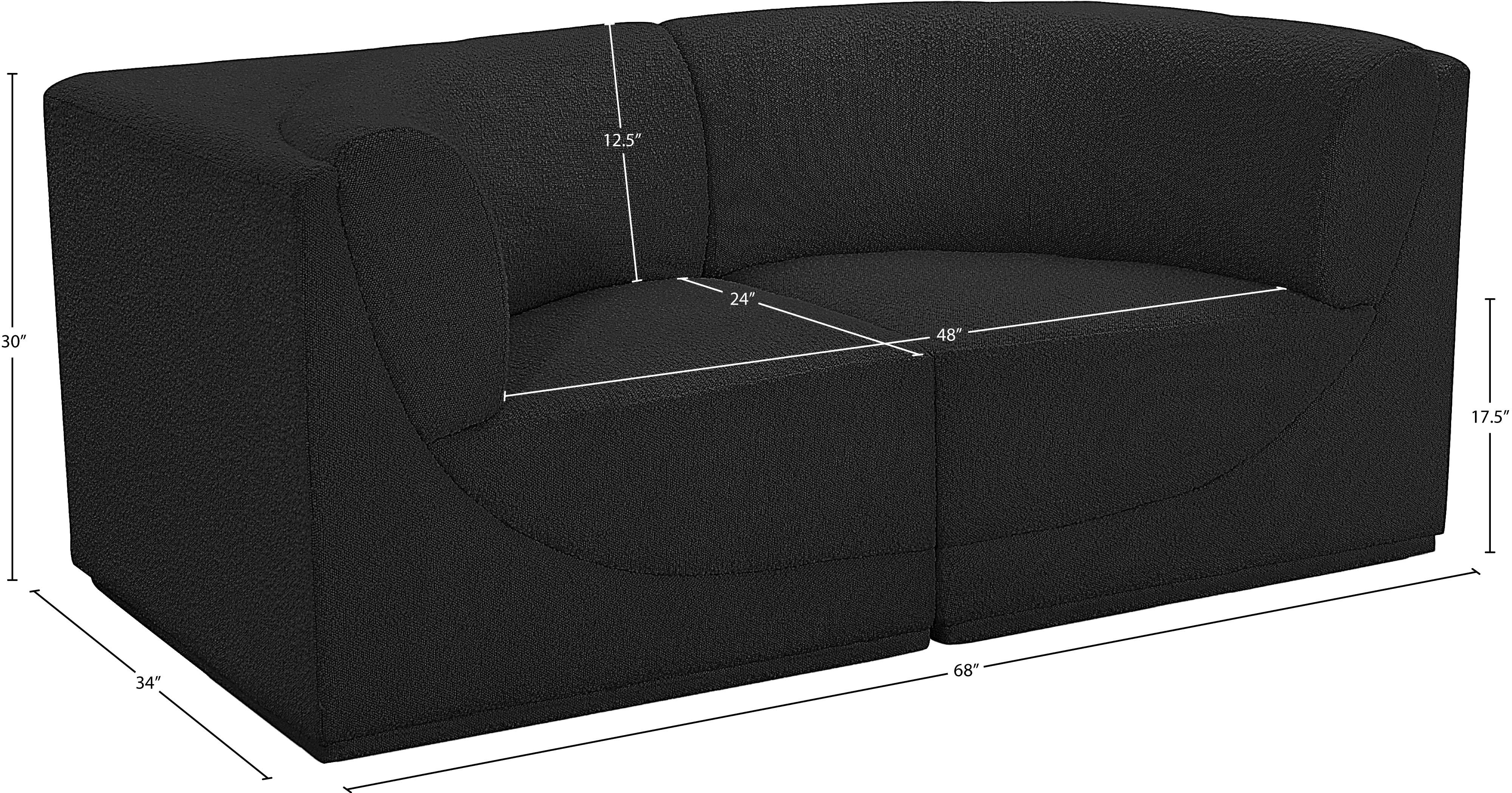Canapé deux places en tissu bouclé Ollie avec accoudoirs