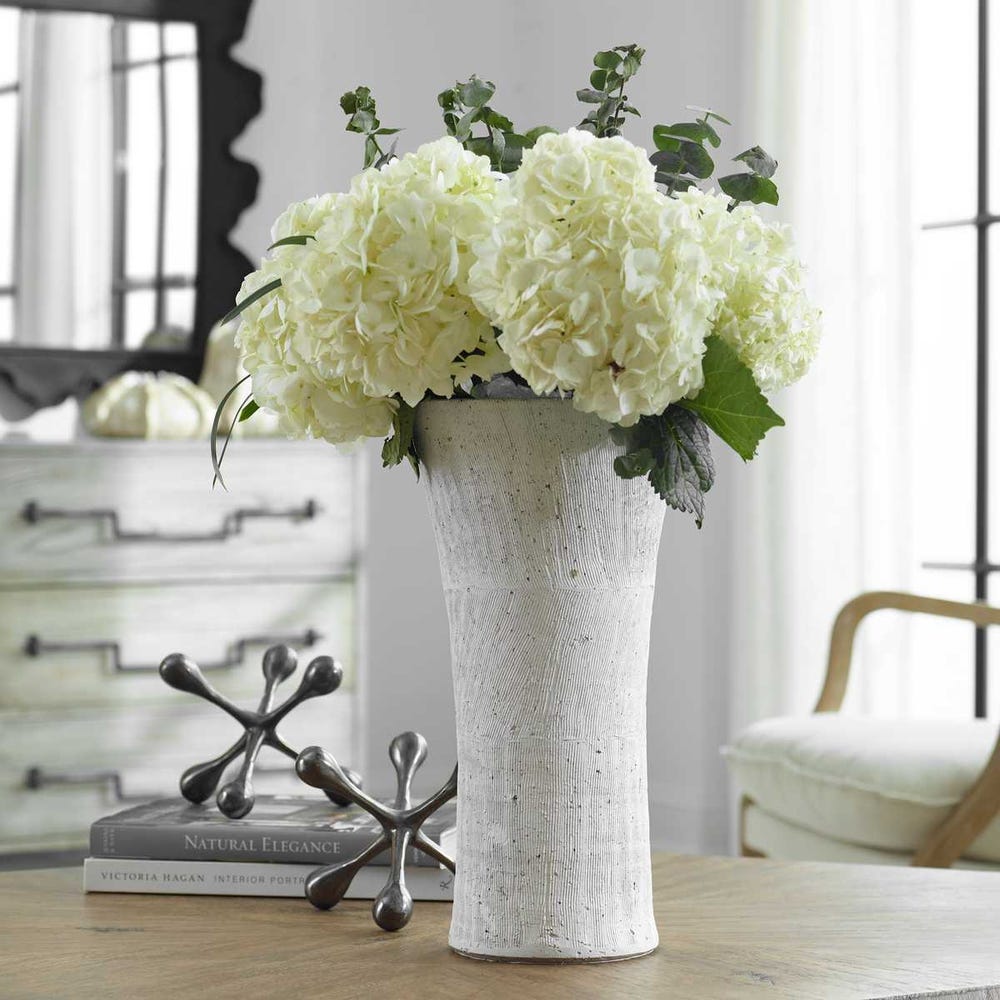 Floreana Vase