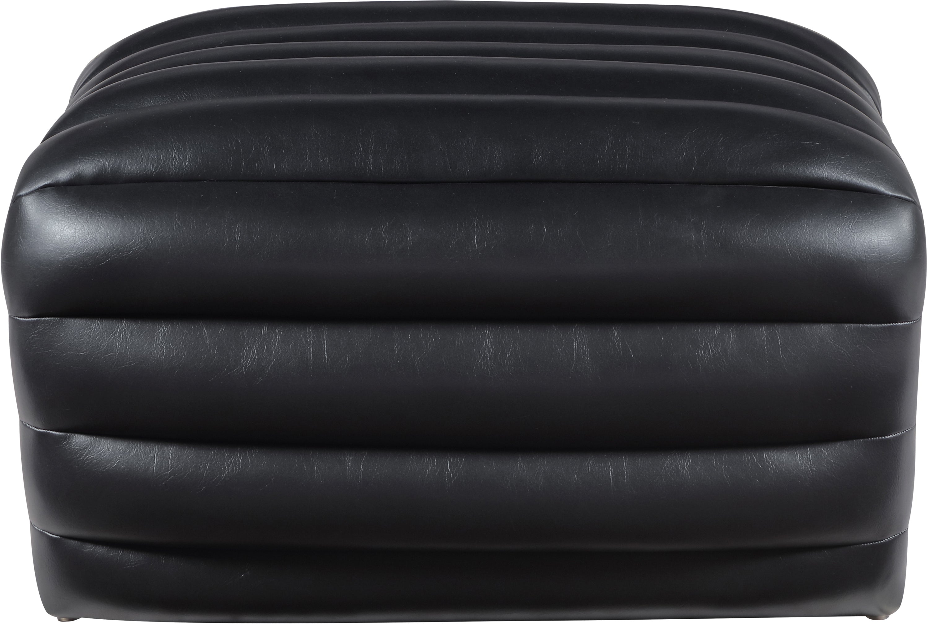 Pouf rembourré en cuir végétalien Vega