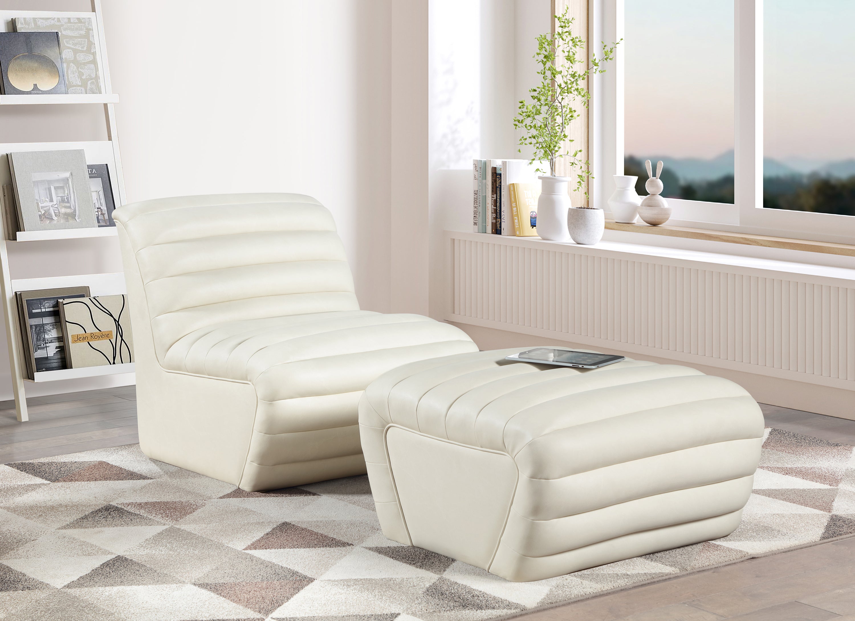 Pouf rembourré en cuir végétalien Vega