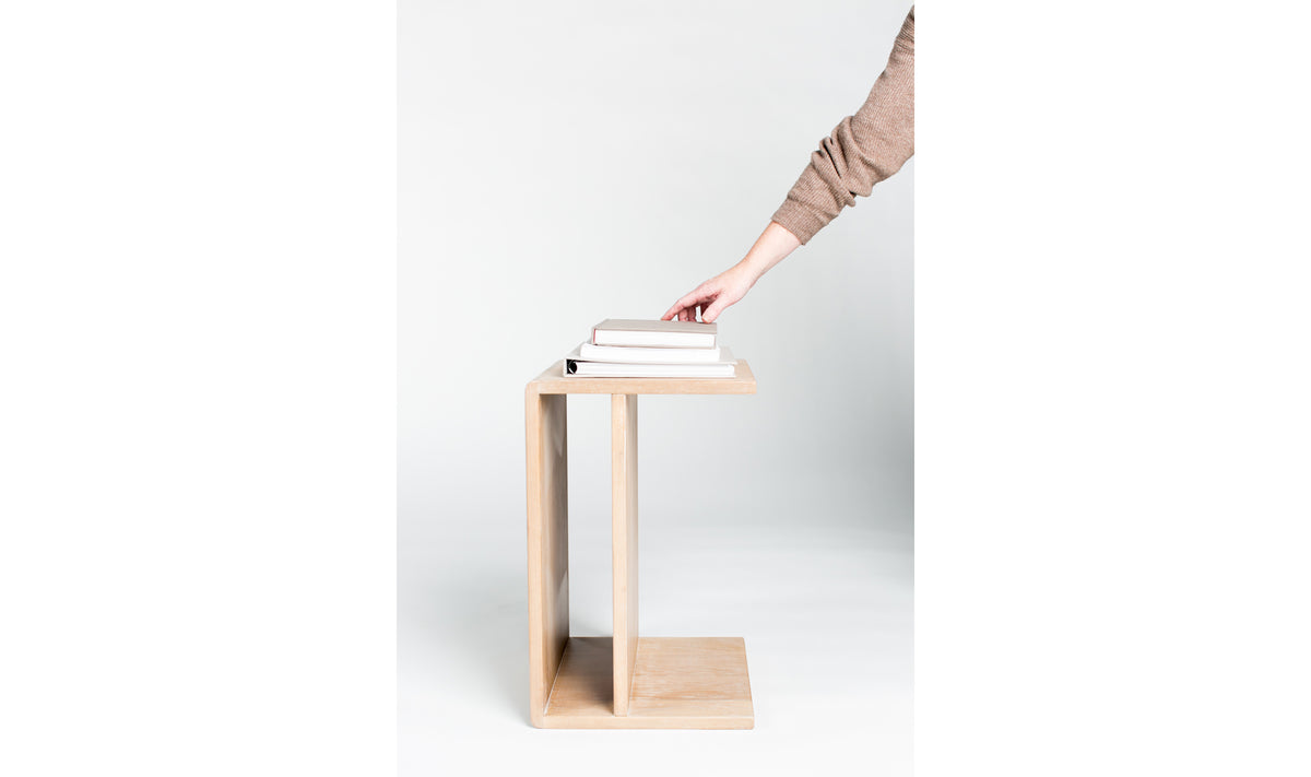 Hiroki Accent Table