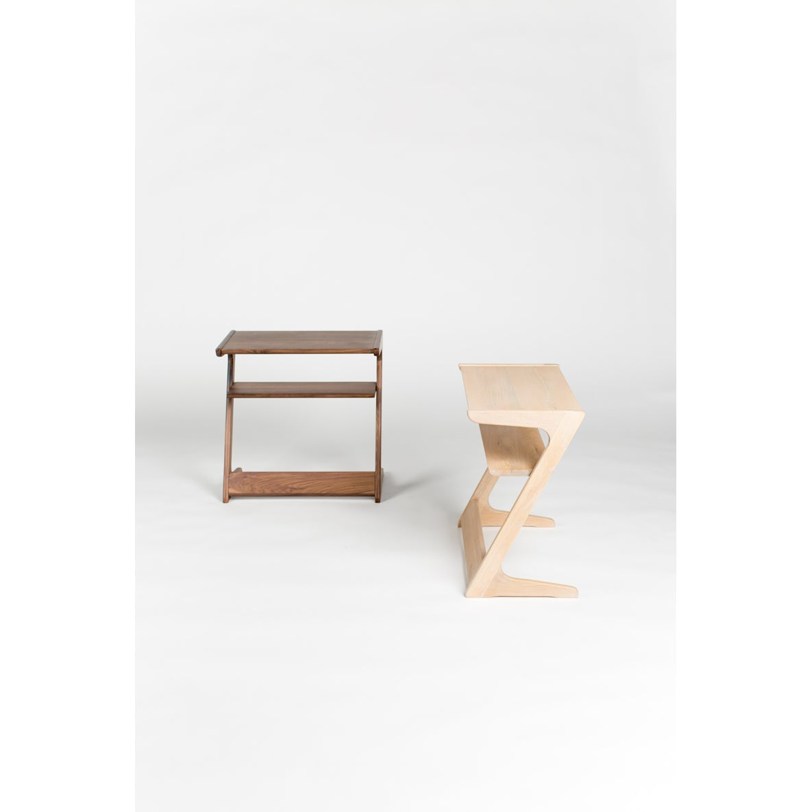 Sakai Accent Table