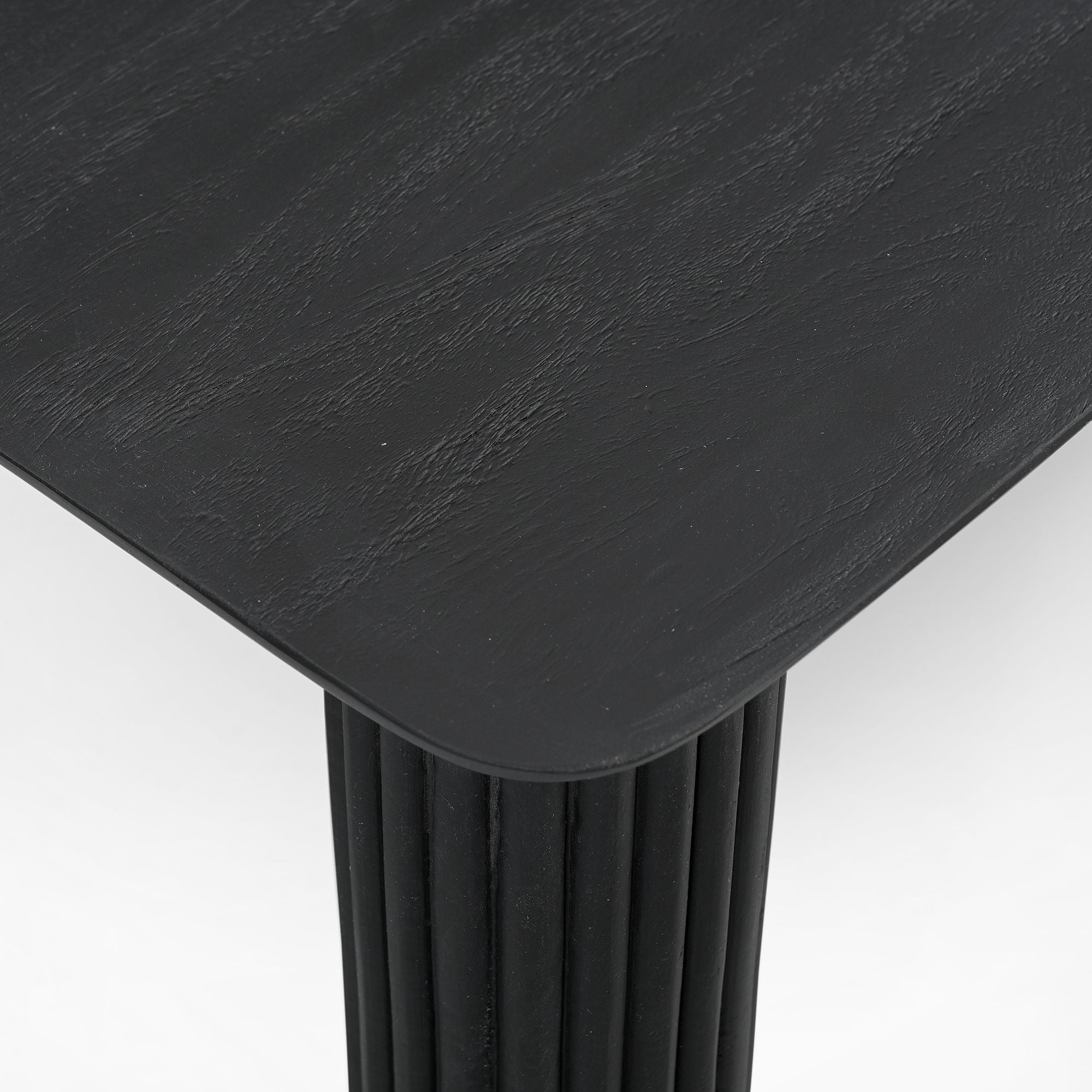 Sangra Console Table in Black