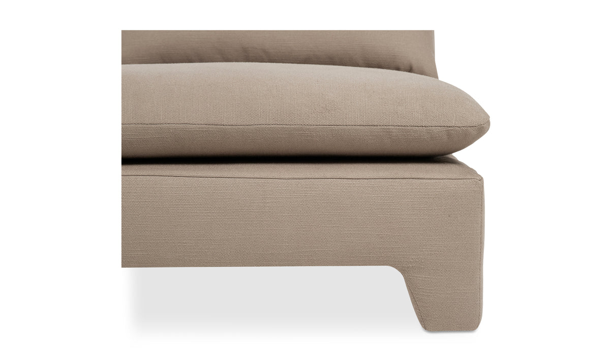 Estelle Chaise