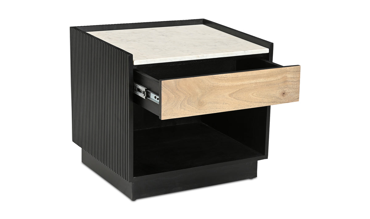 Carter Nightstand
