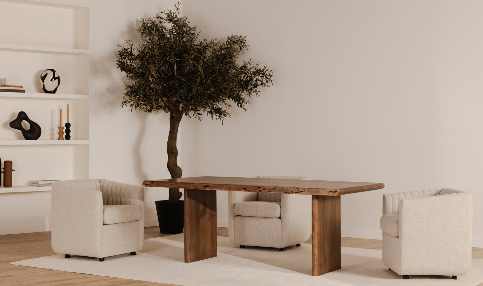 Lila Large Dining