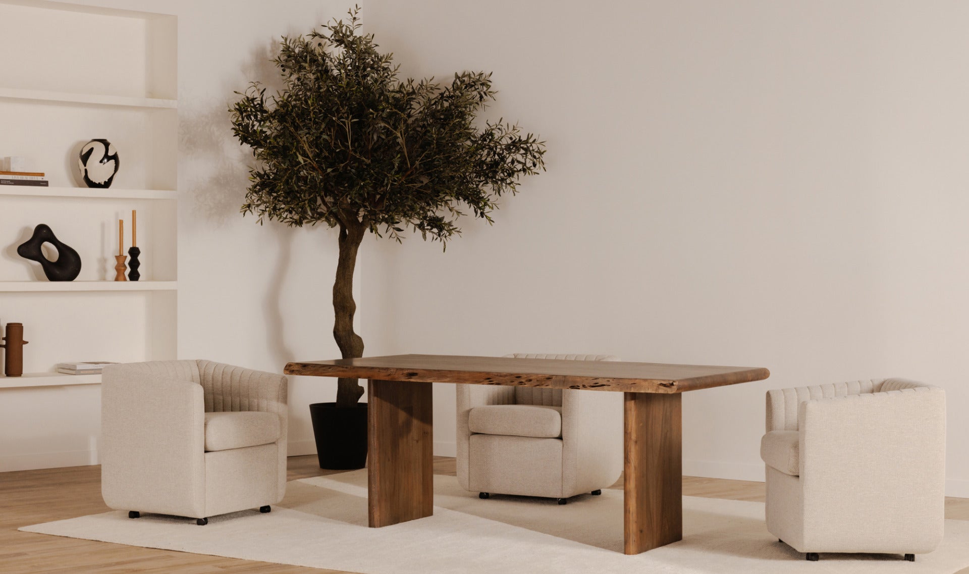 Lila Large Dining