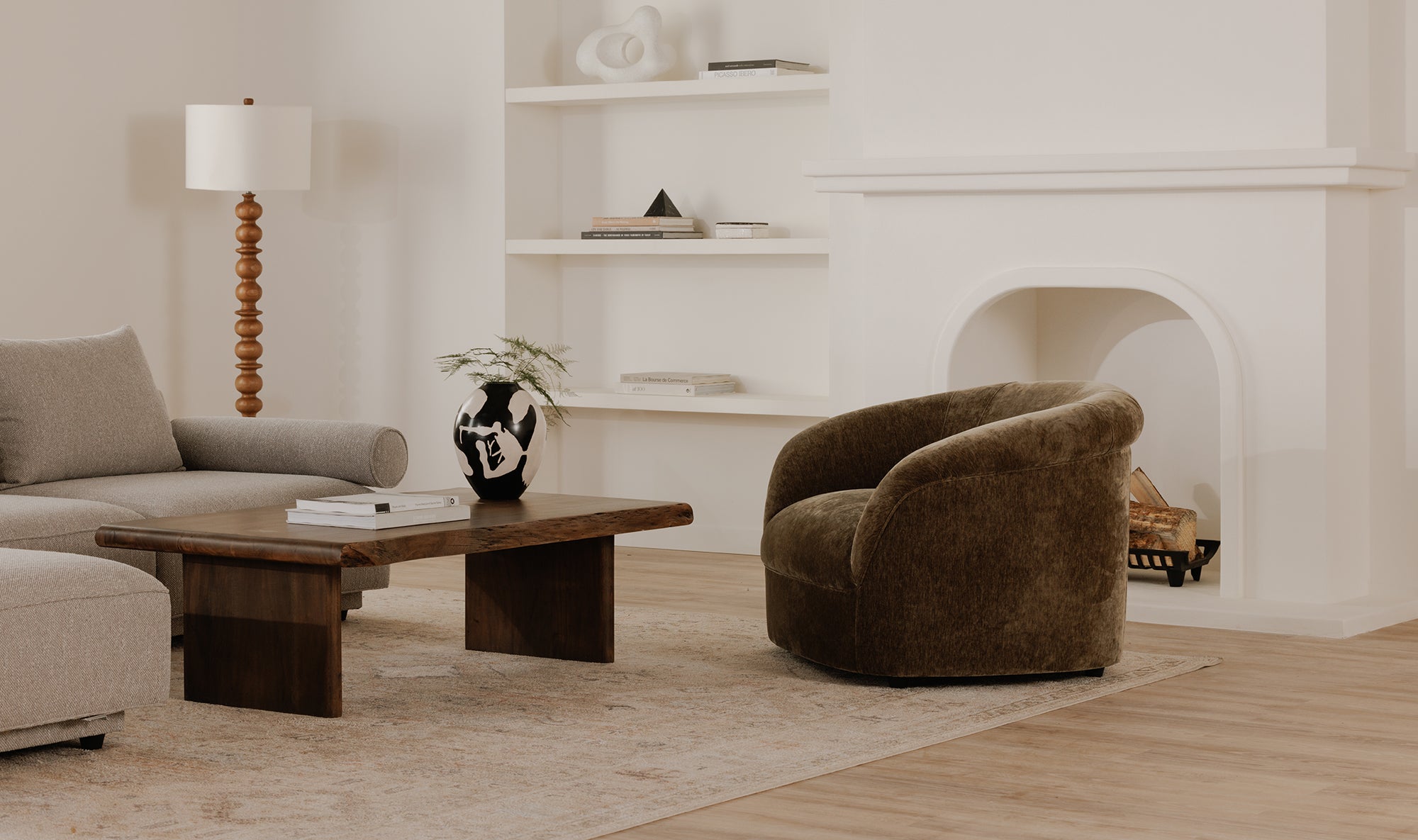 Thora Lounge Chair