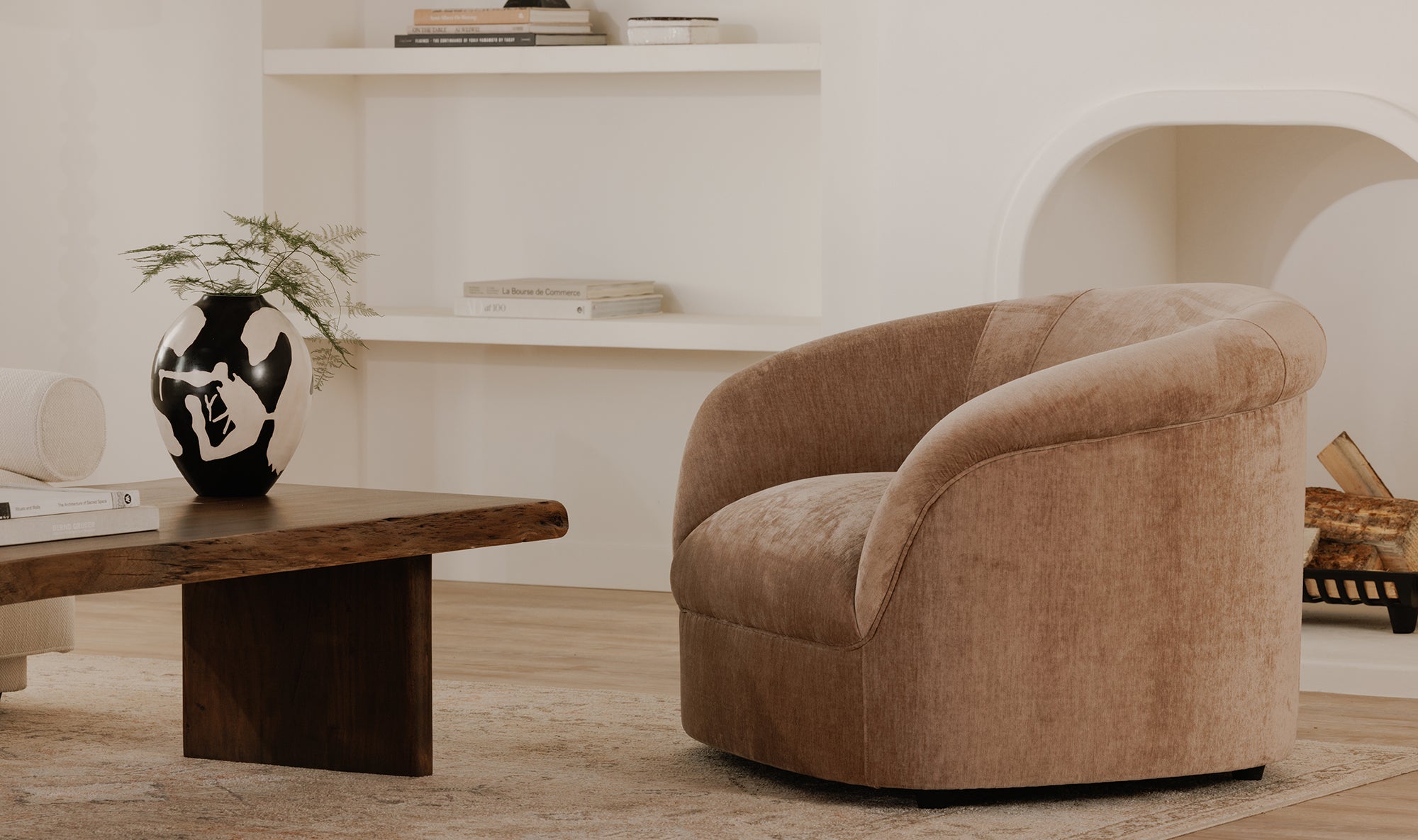 Thora Lounge Chair